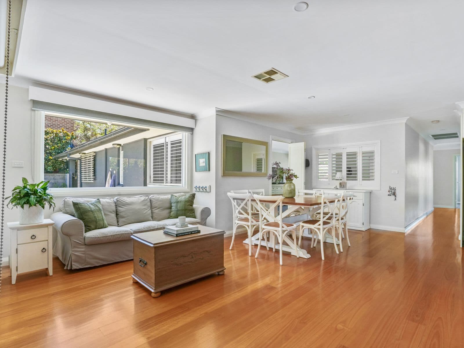 14 Kelly Close, Baulkham Hills - Thumbnail 3
