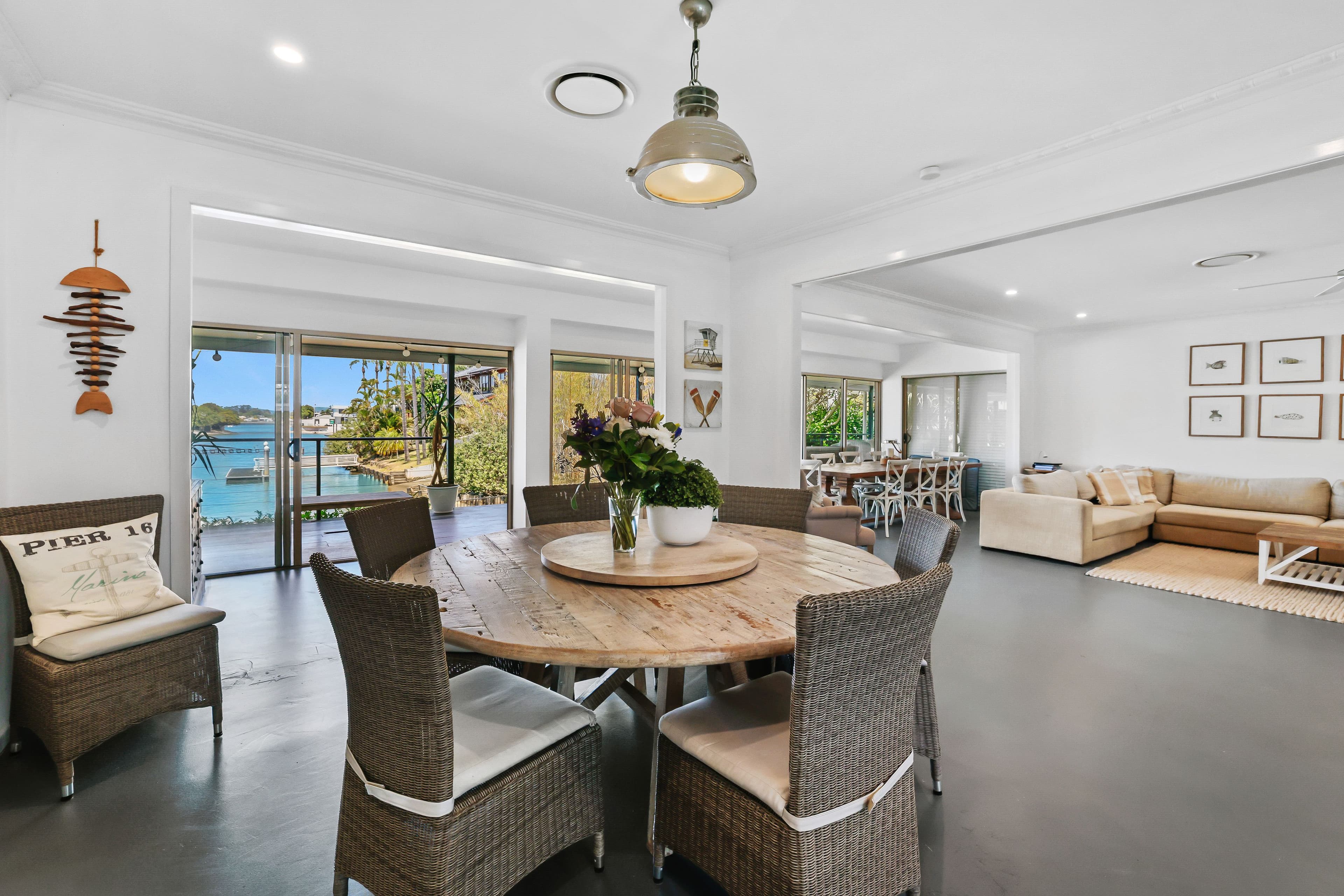 12 Rapallo Avenue, Isle Of Capri QLD 4217, Isle Of Capri - Thumbnail 8