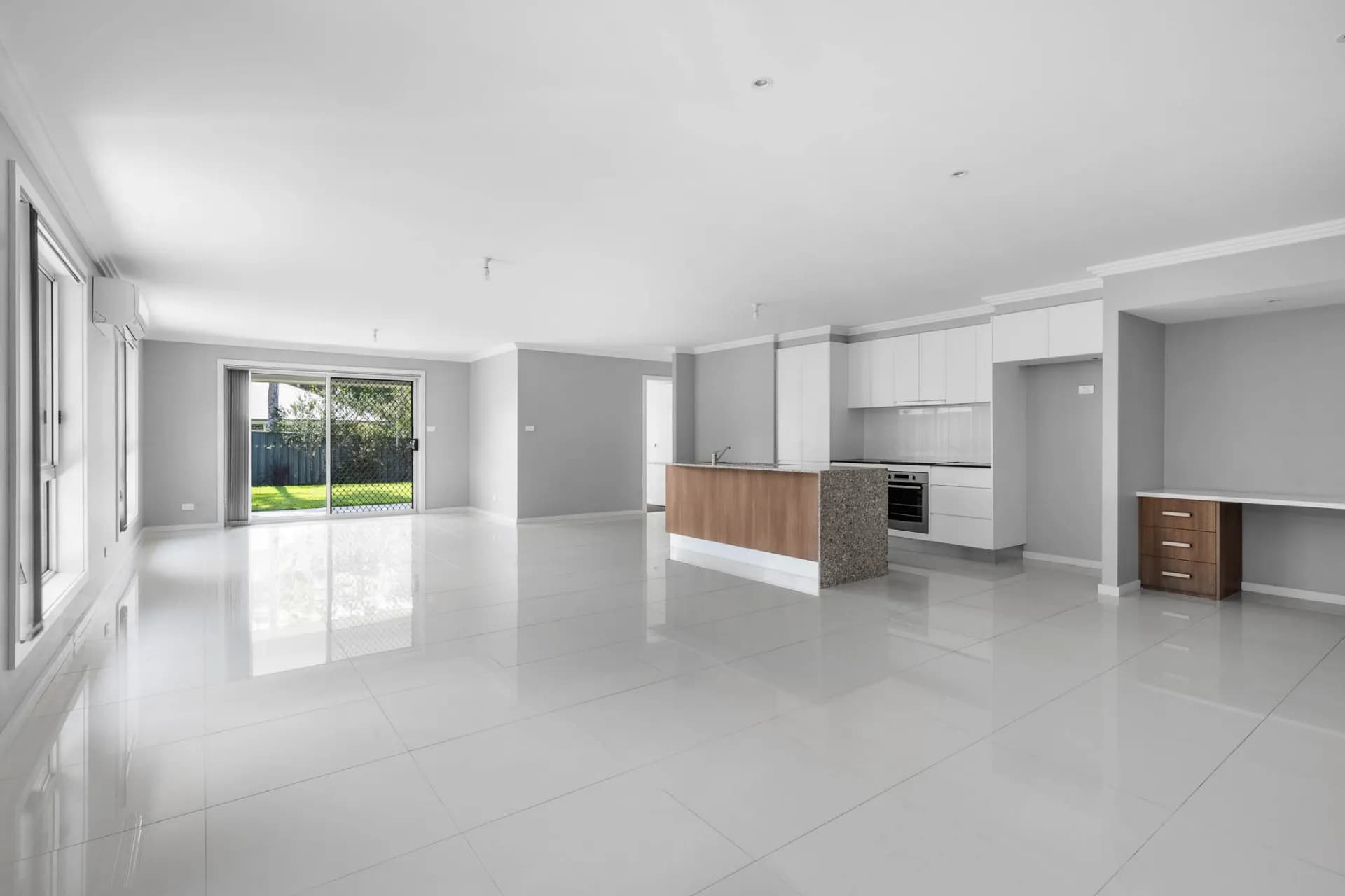 12 Beam Street, Vincentia, NSW, Vincentia - Thumbnail 2