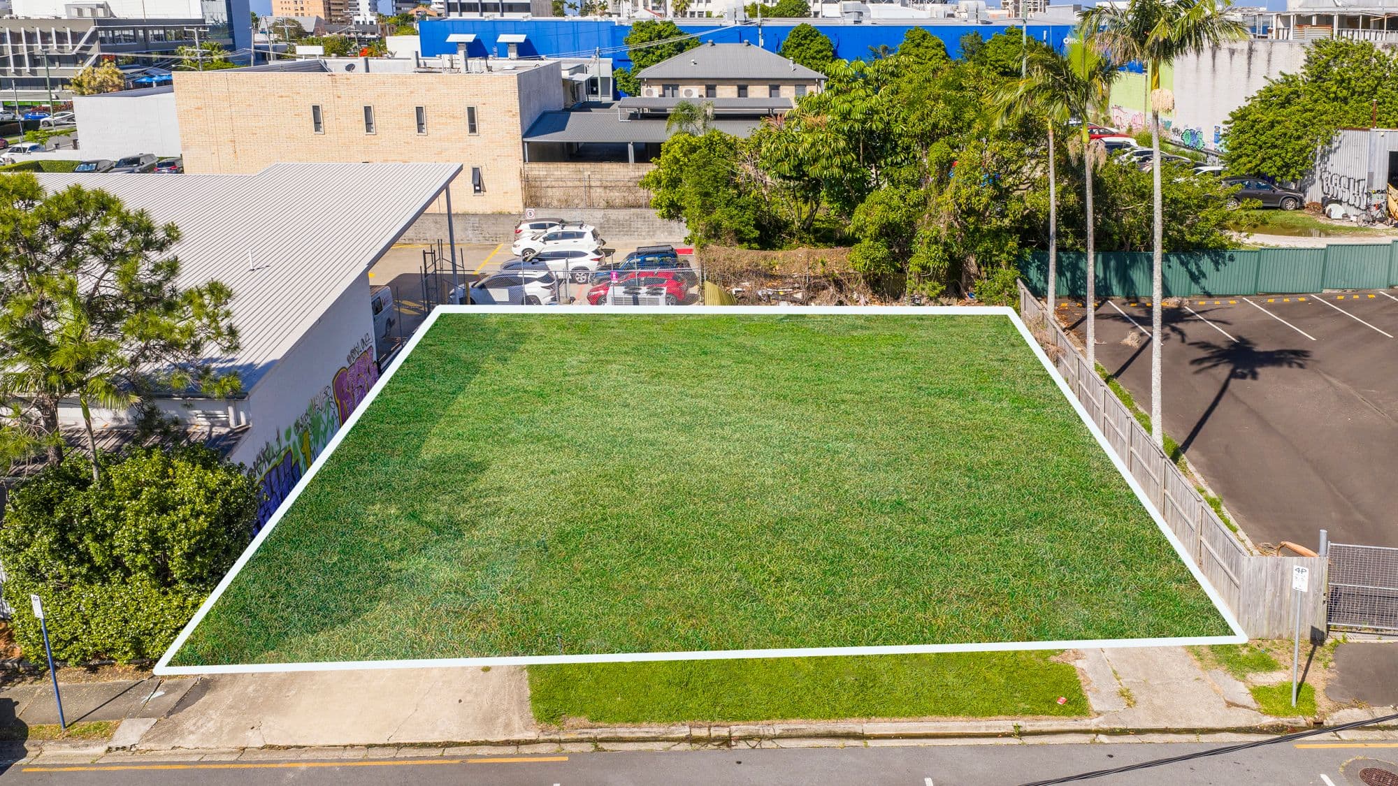 6 Olive Street, Southport QLD 4215, Southport - Thumbnail 2