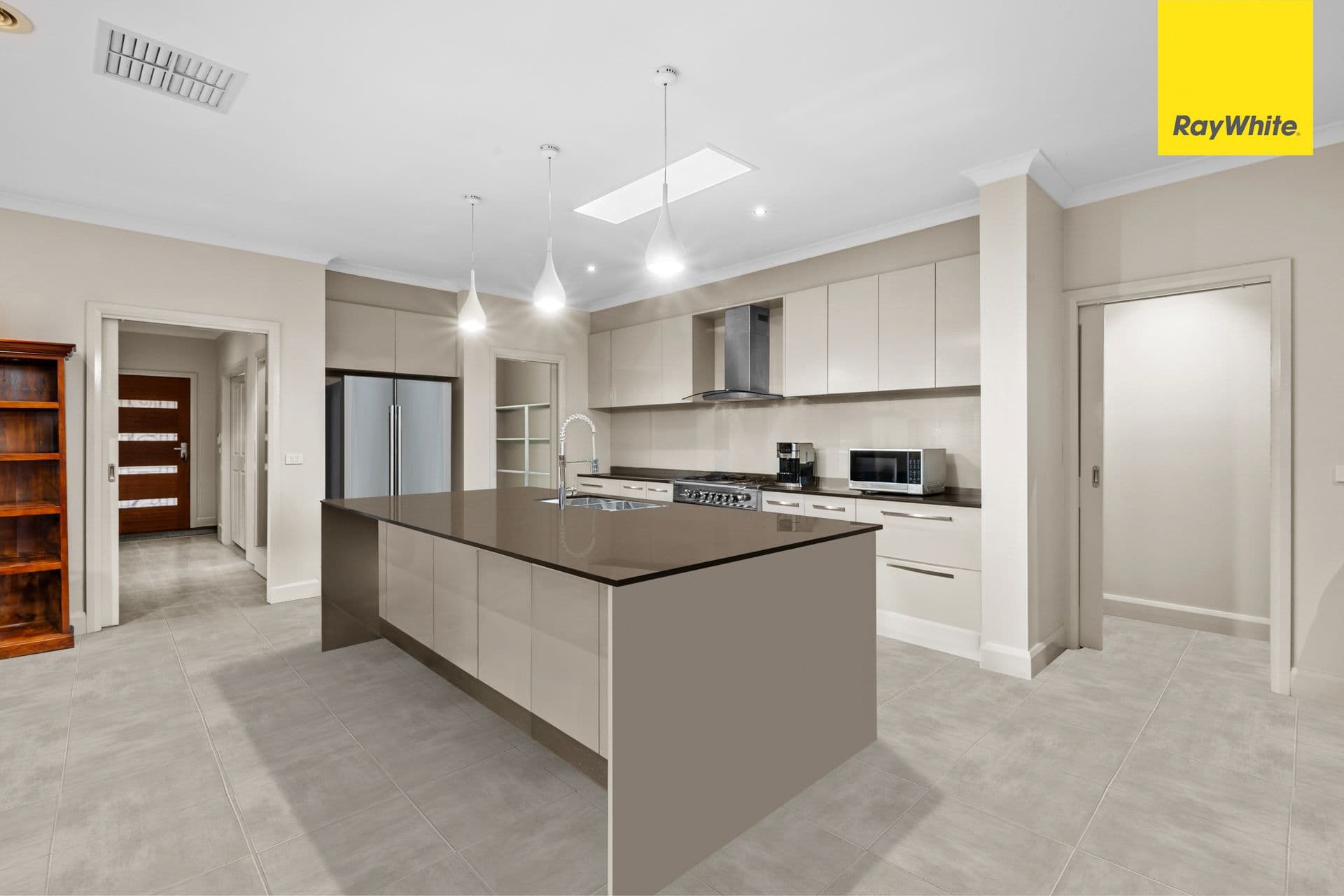9 Tetbury Avenue, WEIR VIEWS VIC 3338, Weir Views - Thumbnail 5