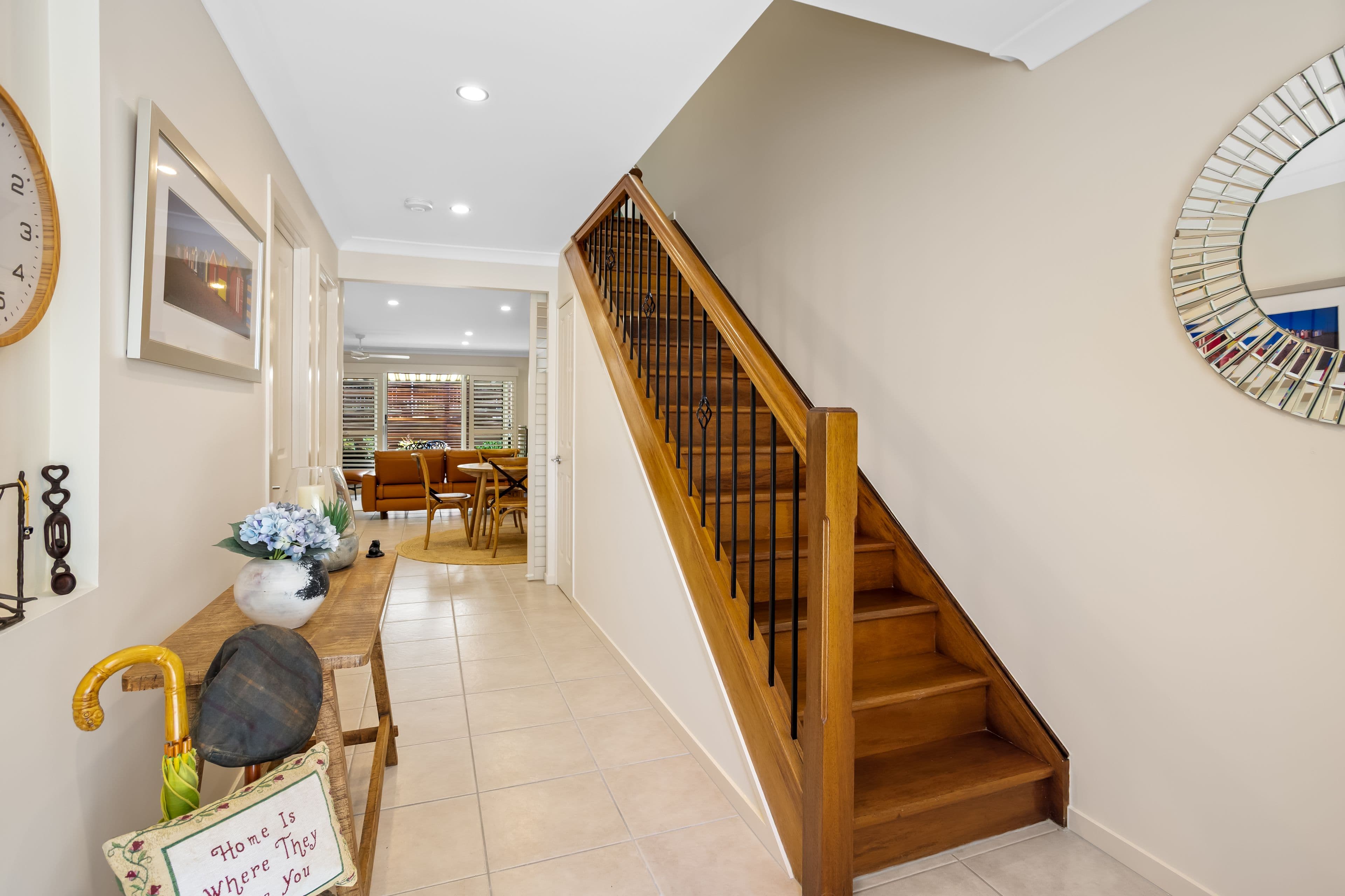 17 Shields Street, Redcliffe QLD 4020, Redcliffe - Thumbnail 2