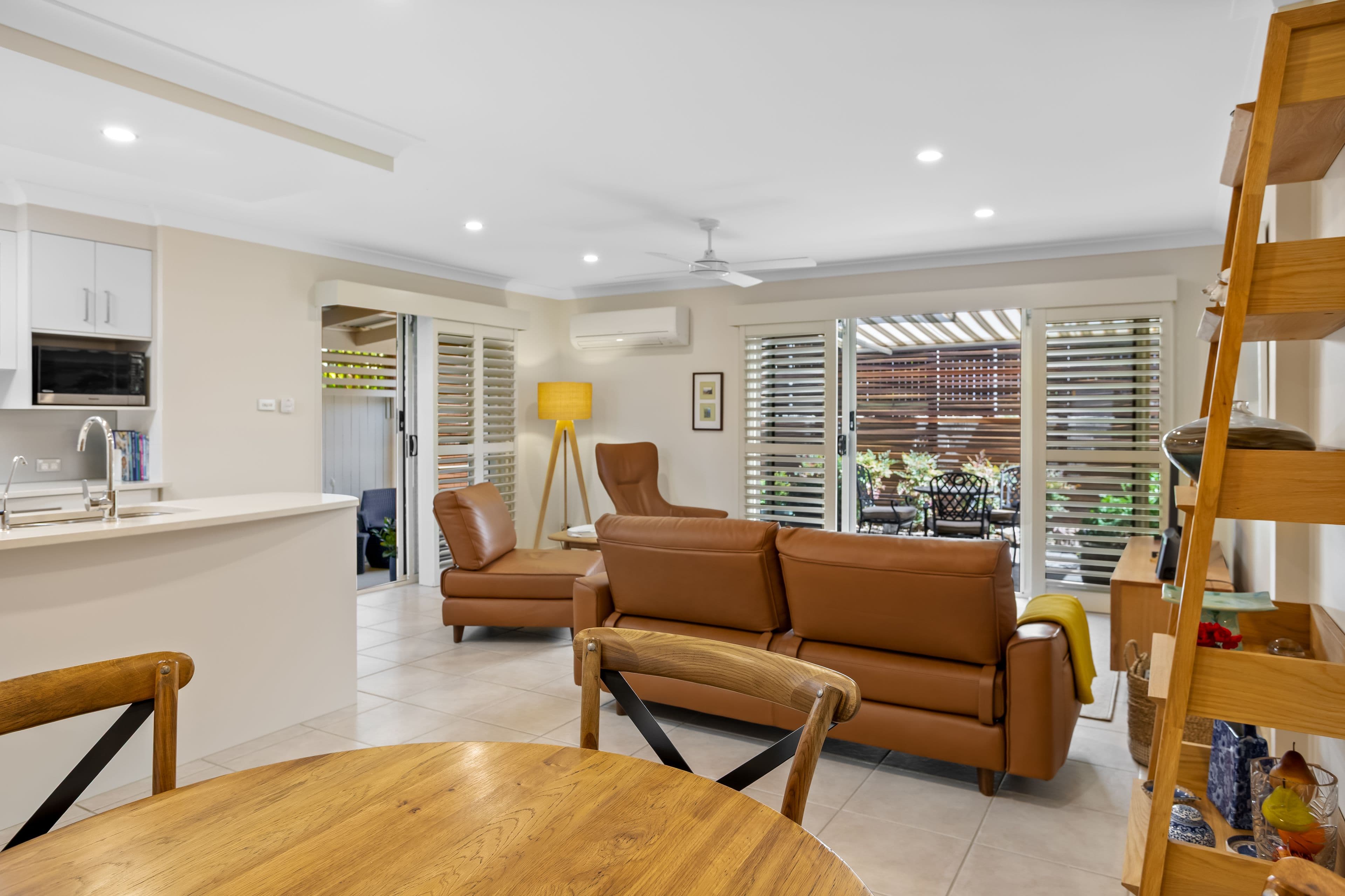 17 Shields Street, Redcliffe QLD 4020, Redcliffe - Thumbnail 3