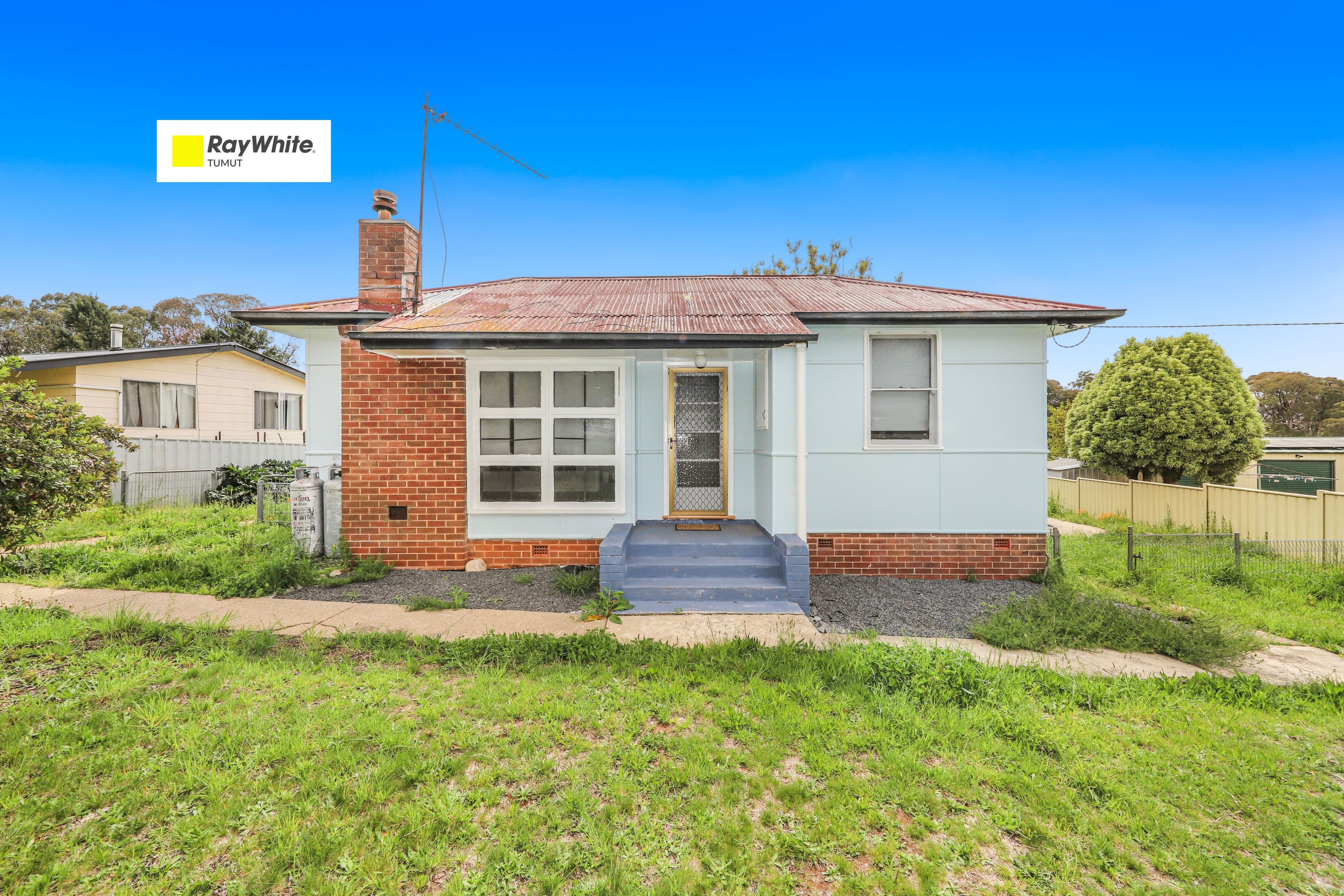 37 Mill Road, Batlow NSW 2730, Batlow - Image 1