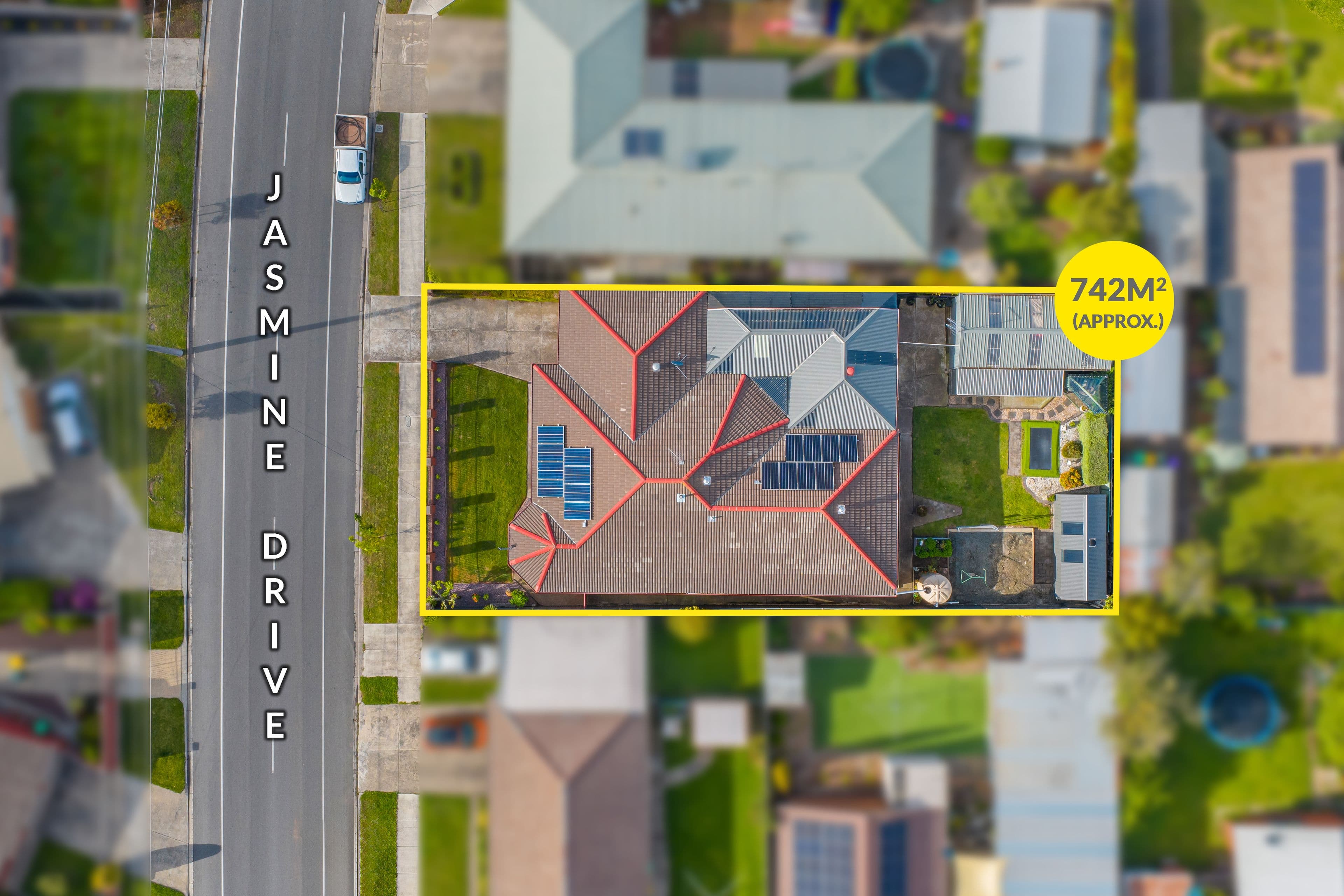 2 Jasmine Drive, Delacombe VIC 3356, Delacombe - Thumbnail 2