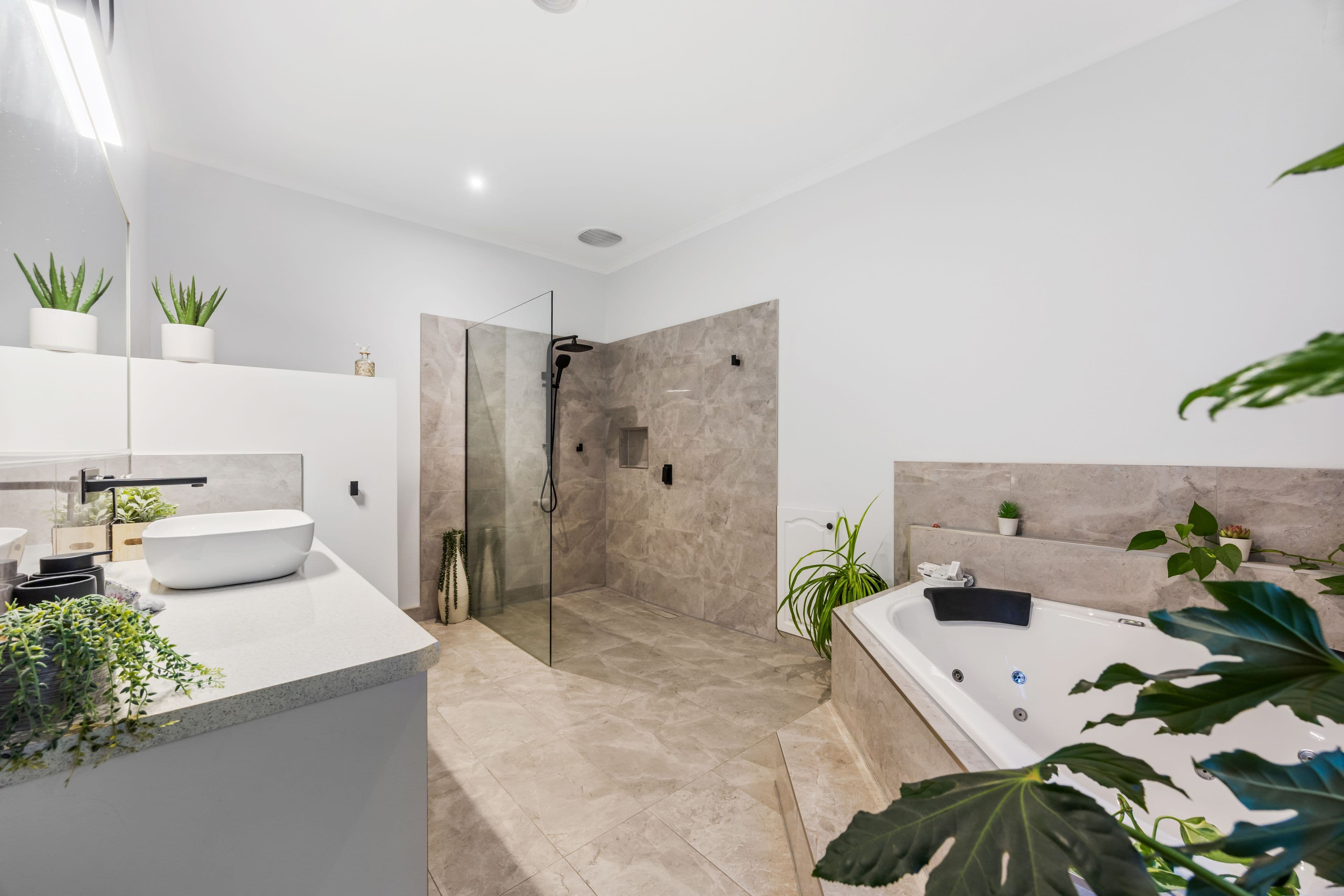 2 Jasmine Drive, Delacombe VIC 3356, Delacombe - Thumbnail 4
