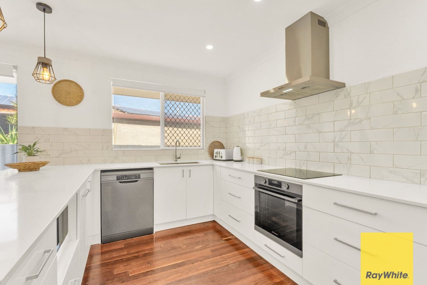 41 Coops Avenue, Thornlie WA 6108, Thornlie - Thumbnail 5