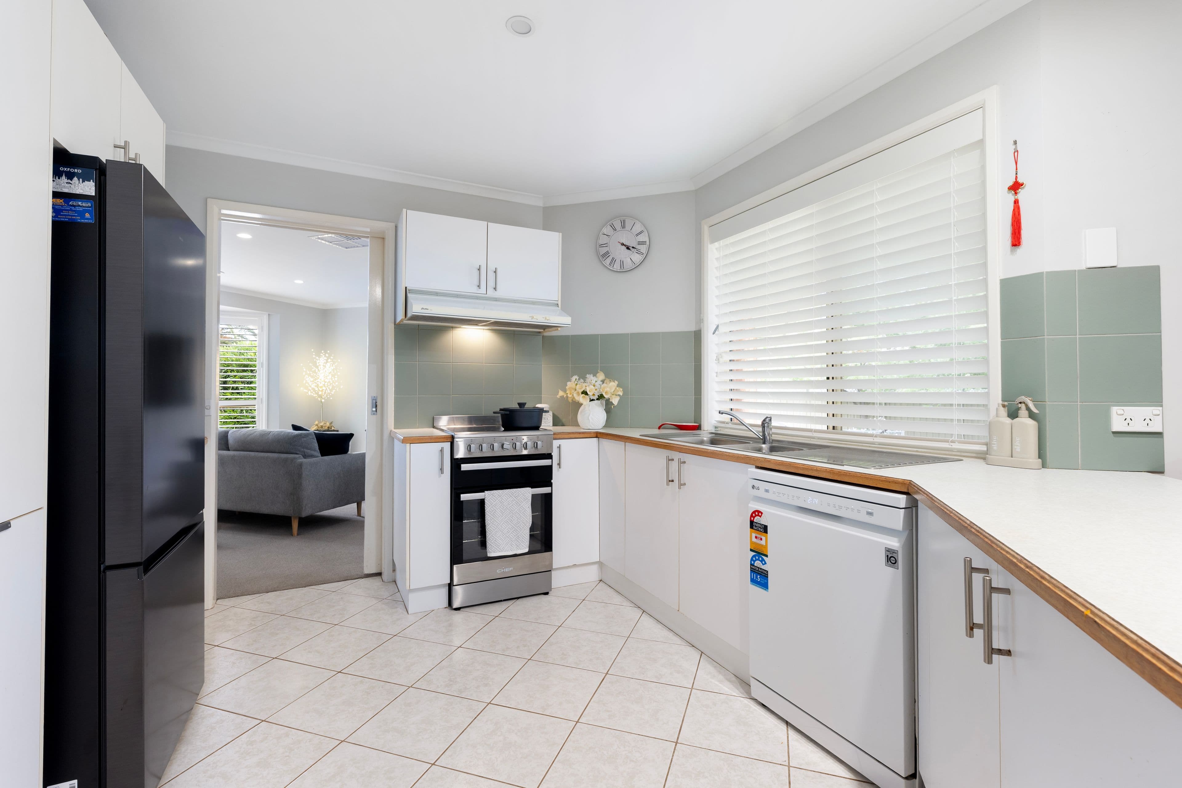 909 Fairview Drive, North Albury NSW 2640, North Albury - Thumbnail 3