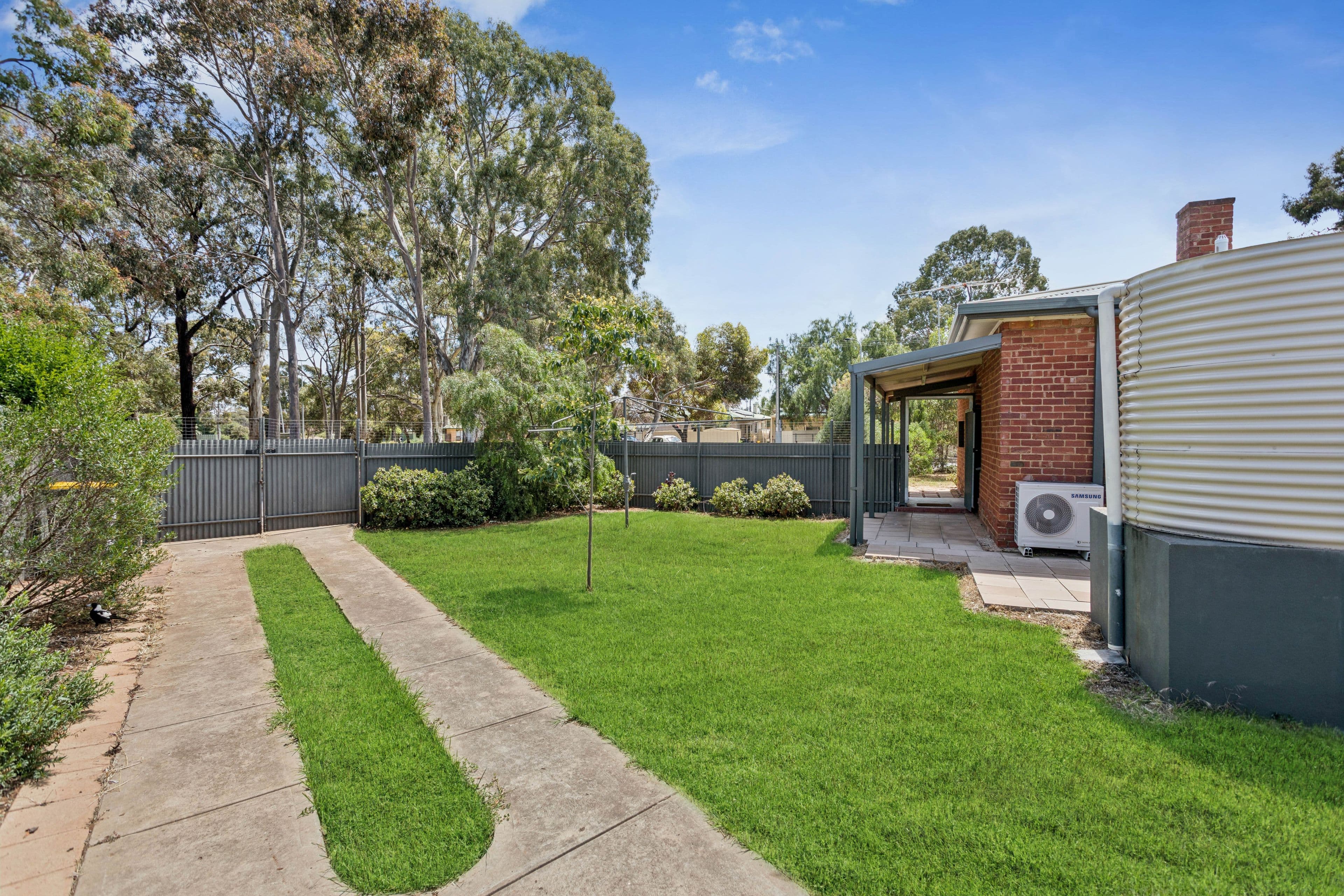 6 Dinton Crescent, Salisbury North SA 5108, Salisbury North - Thumbnail 3