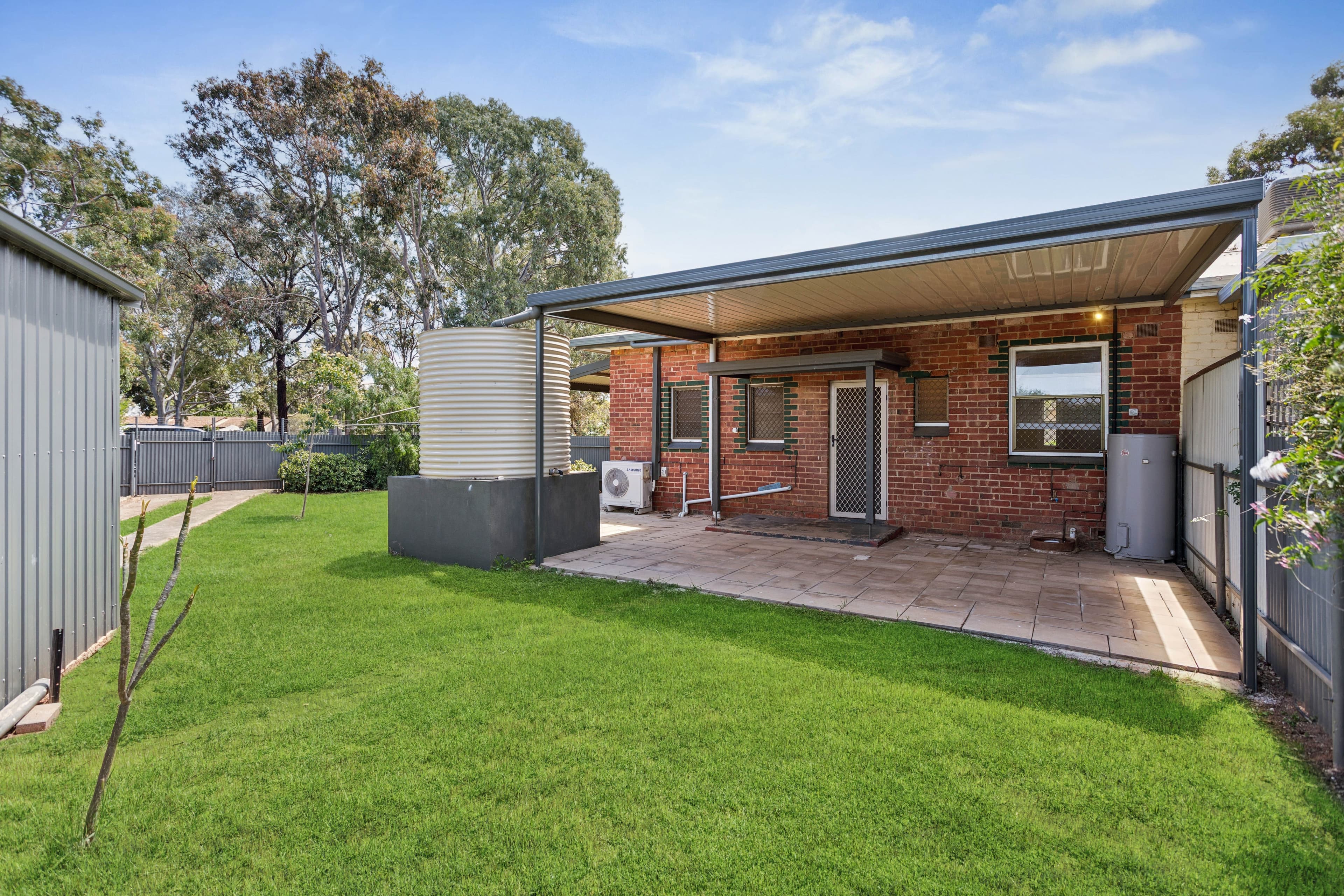 6 Dinton Crescent, Salisbury North SA 5108, Salisbury North - Thumbnail 4