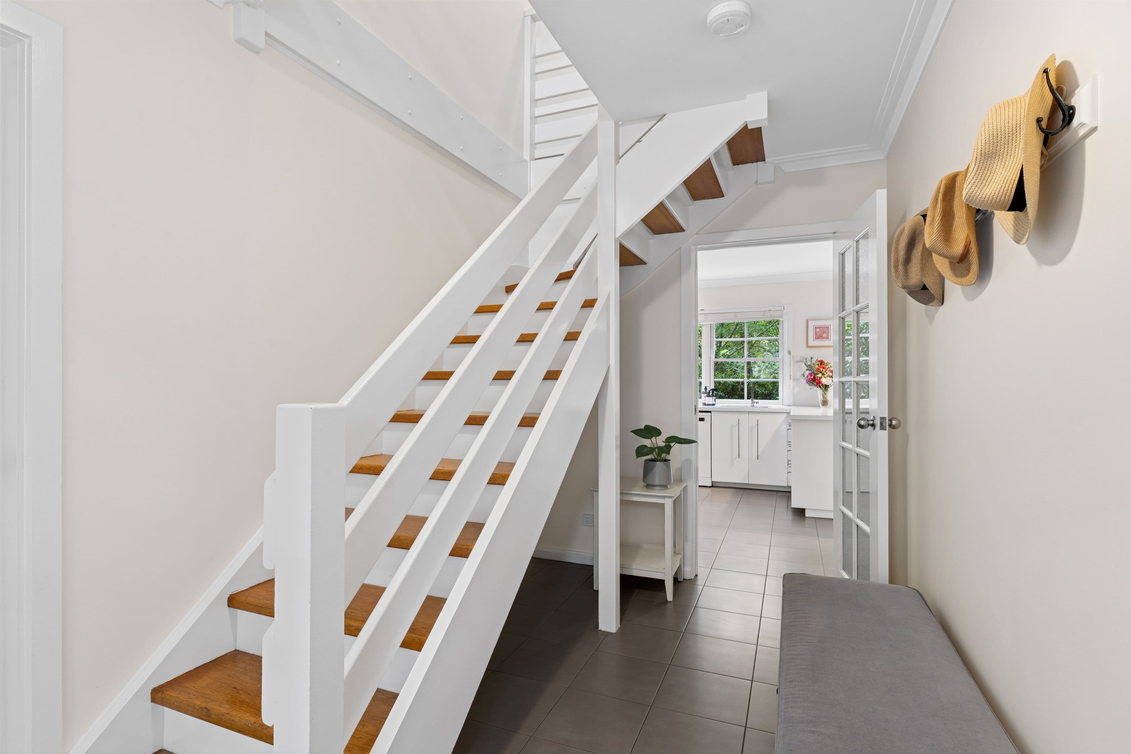 4 Patricia Way, Woodend VIC 3442, Woodend - Thumbnail 2
