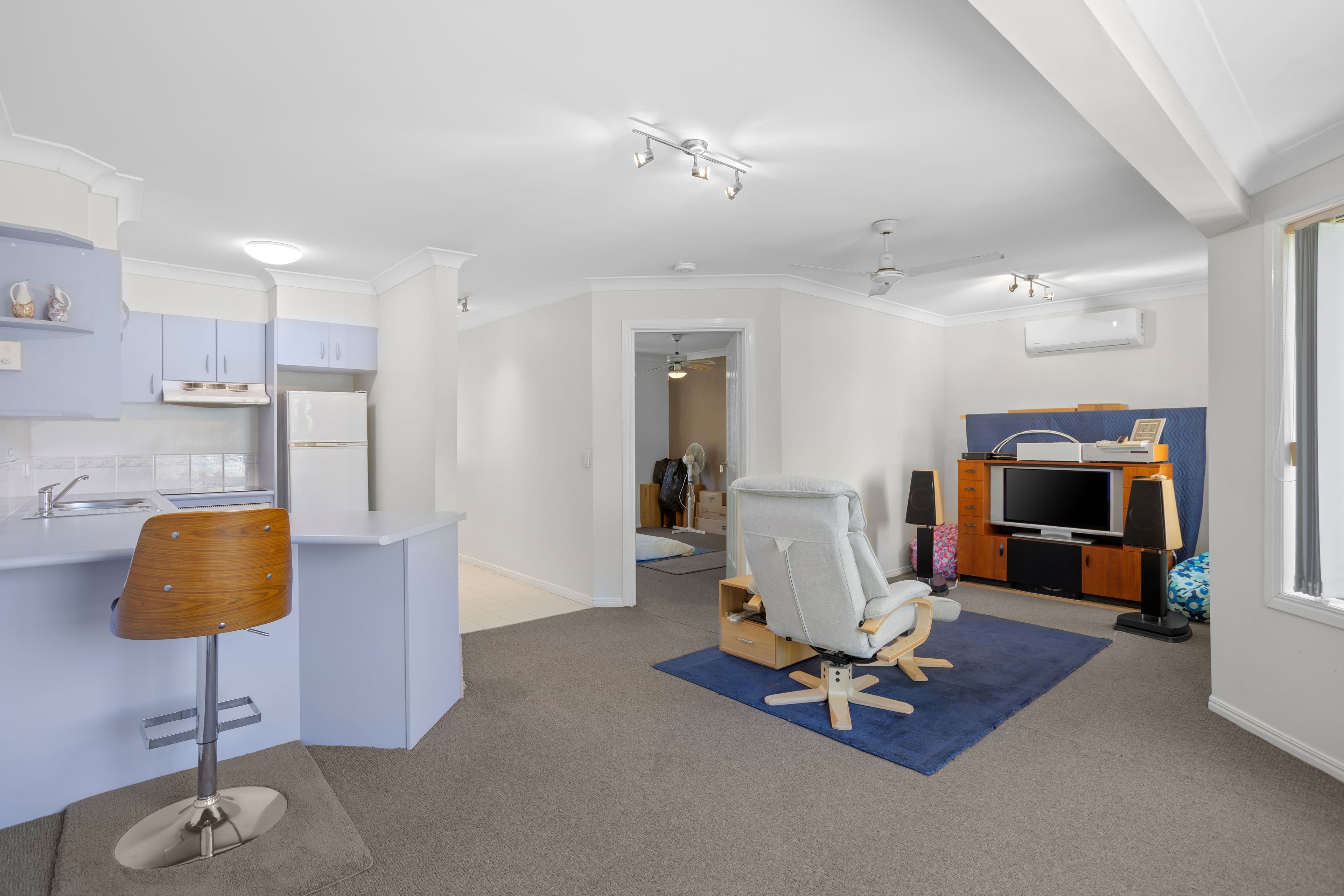 57 Worendo Street, Southport QLD 4215, Southport - Thumbnail 6