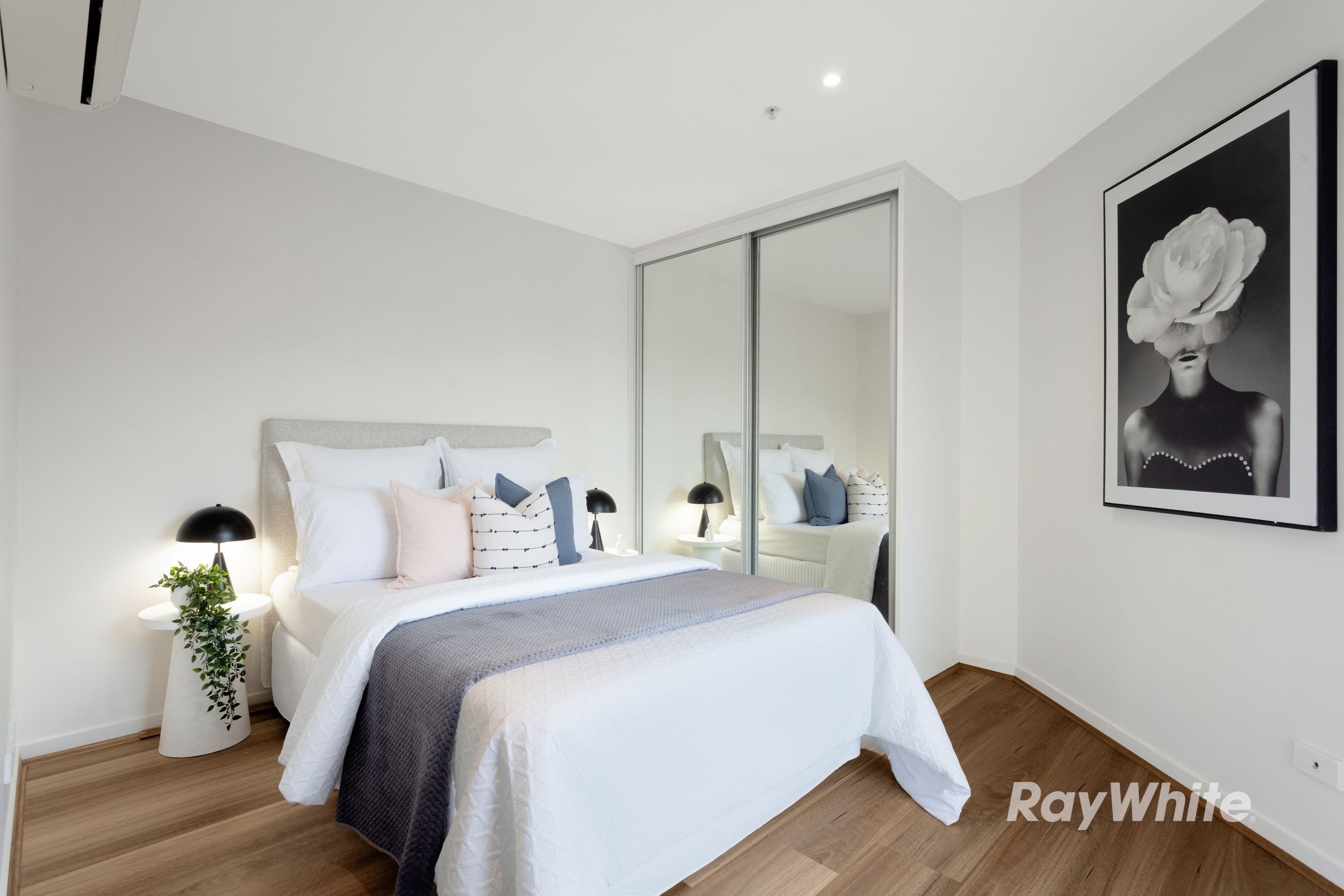 40 Koornang Road, Carnegie VIC 3163, Carnegie - Thumbnail 4