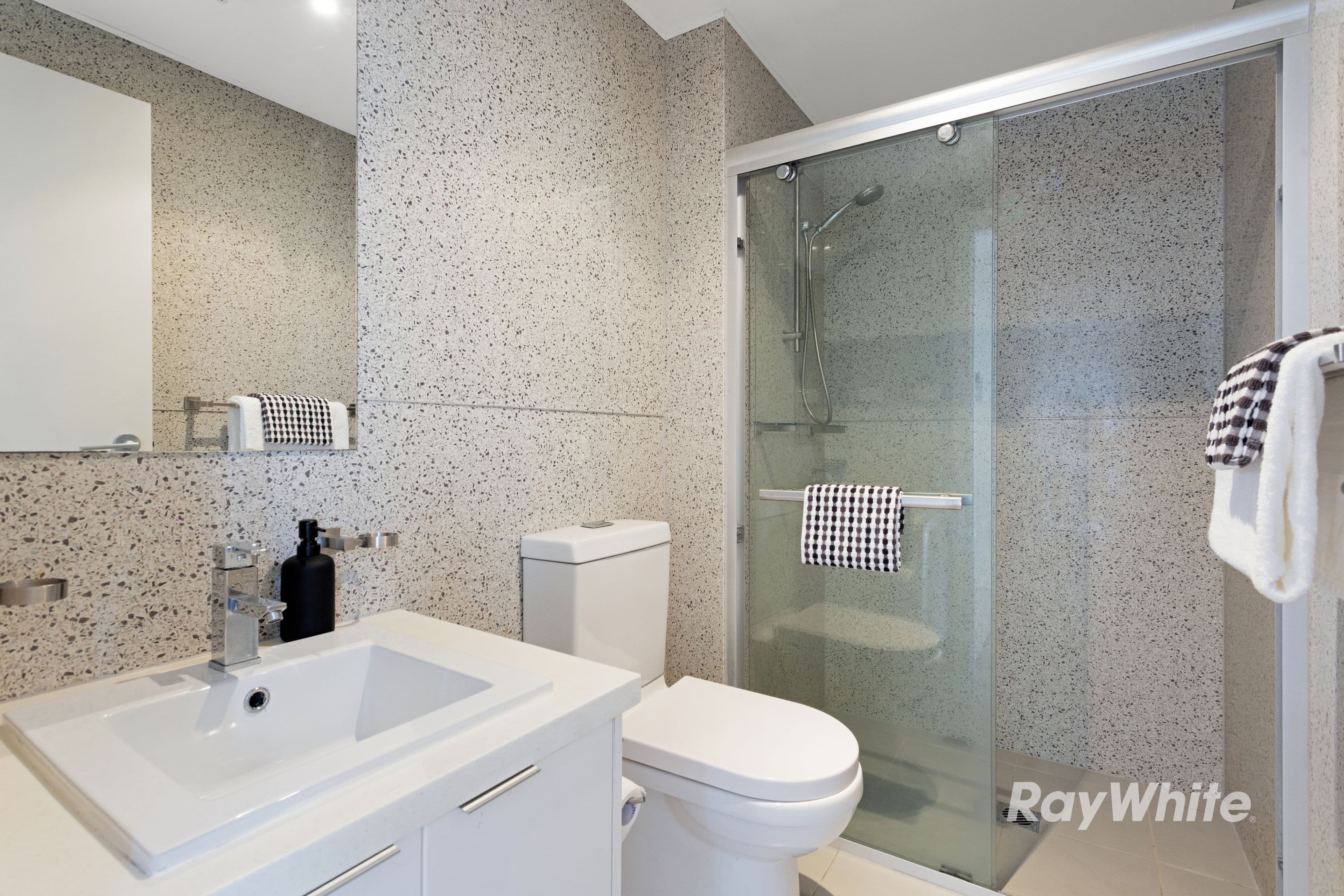 40 Koornang Road, Carnegie VIC 3163, Carnegie - Thumbnail 5