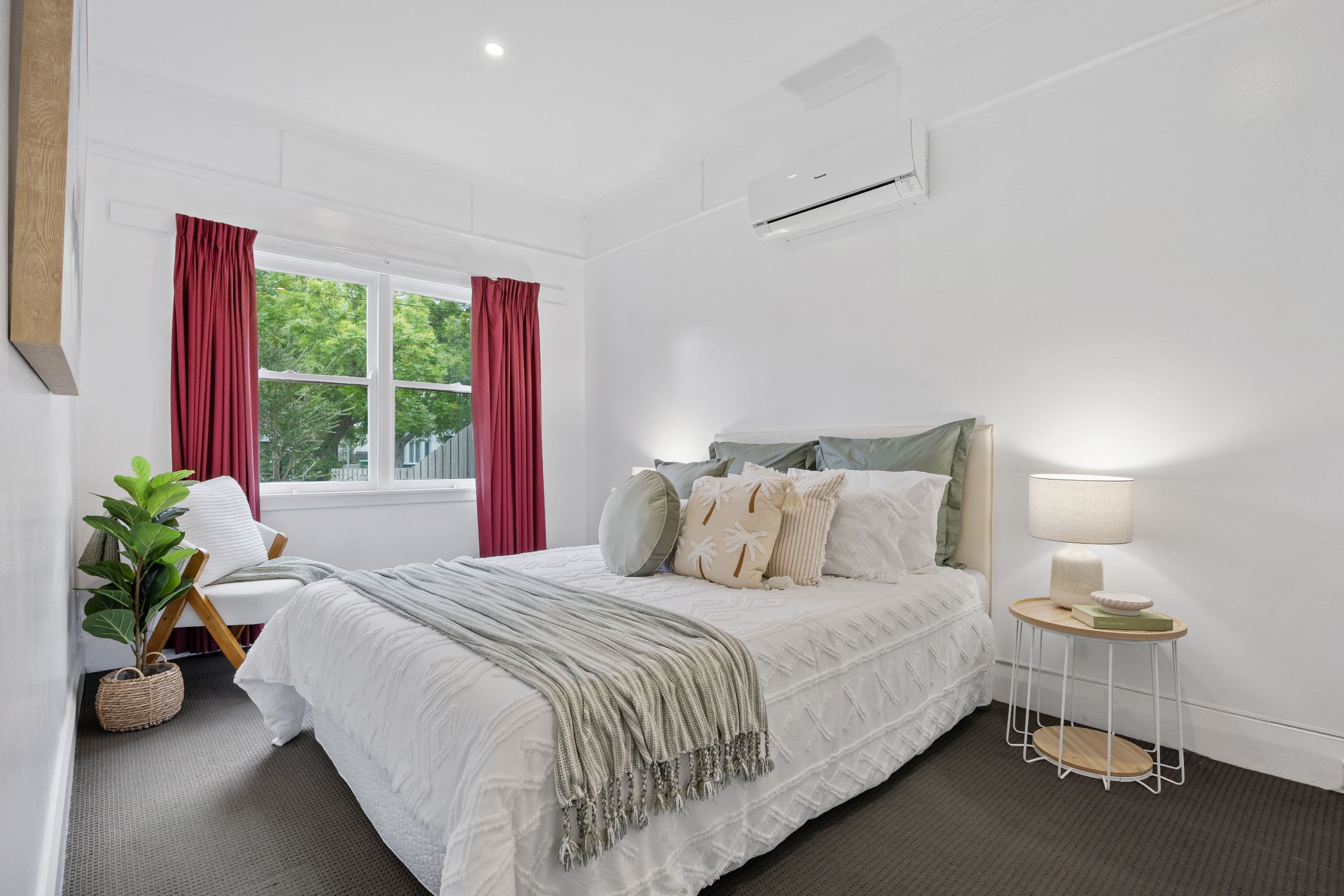 806 Doveton Street North, Soldiers Hill VIC 3350, Soldiers Hill - Thumbnail 2