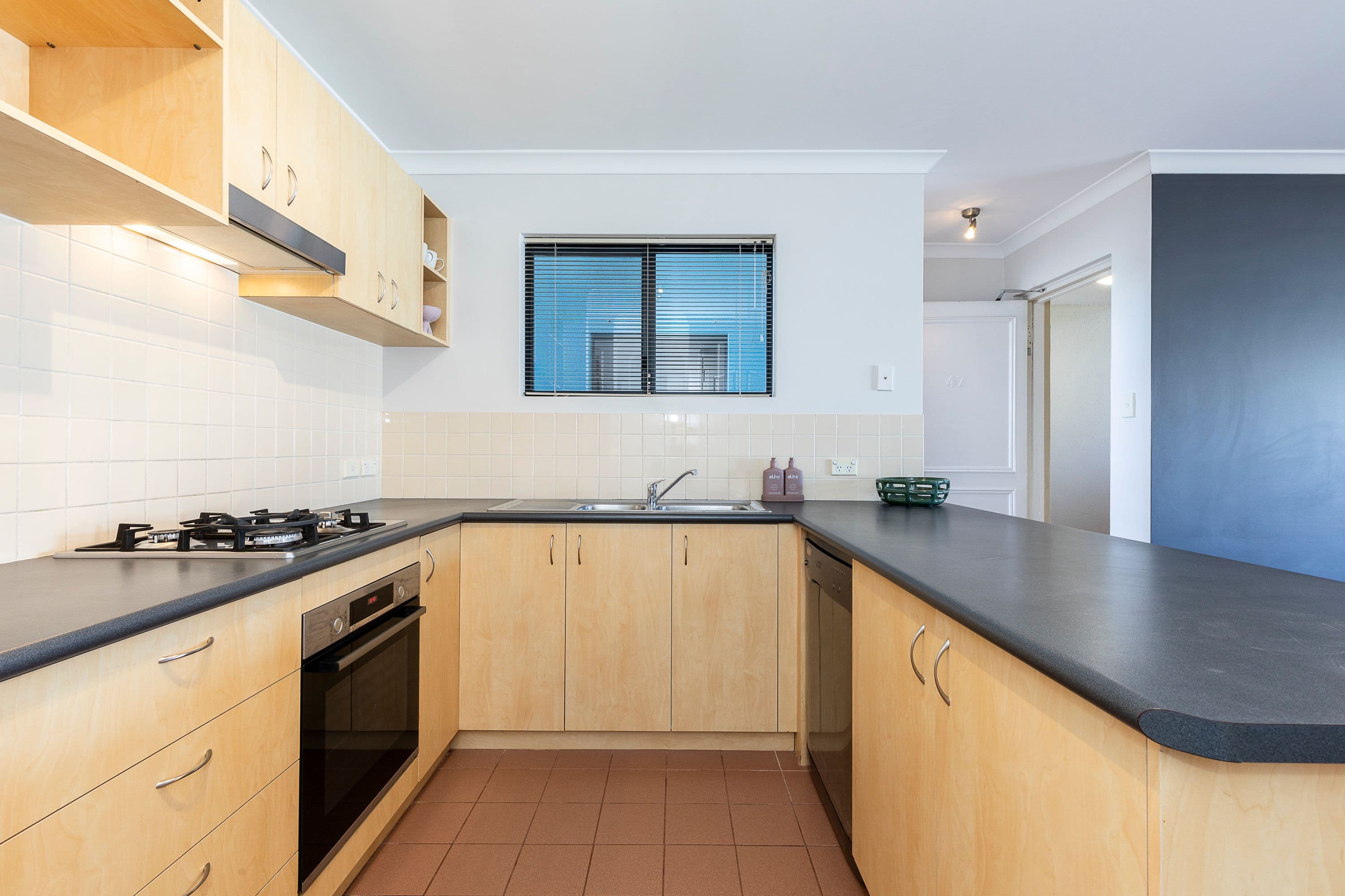 8 Kadina Street, North Perth WA 6006, North Perth - Thumbnail 7