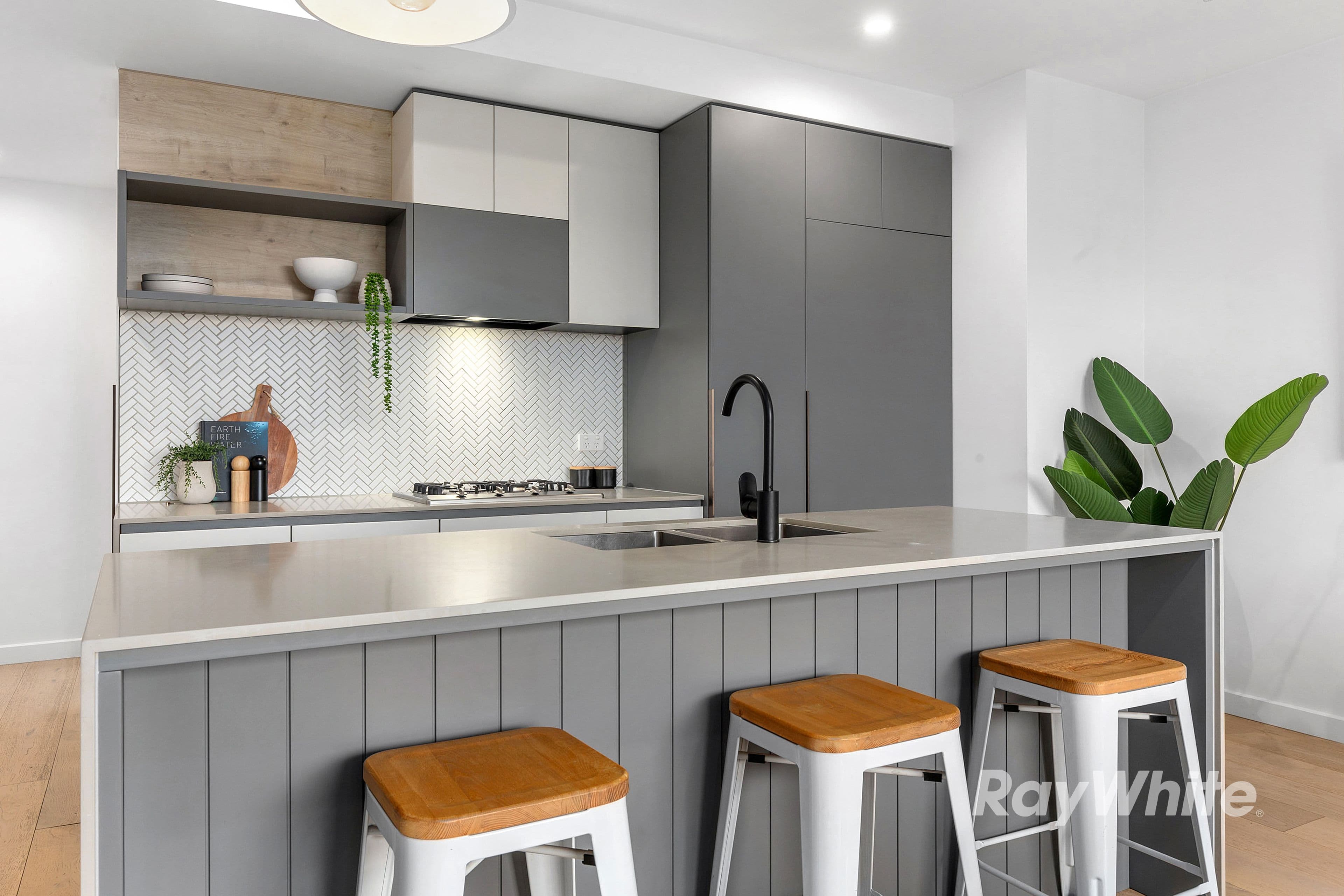 92 Mimosa Road, Carnegie VIC 3163, Carnegie - Thumbnail 3