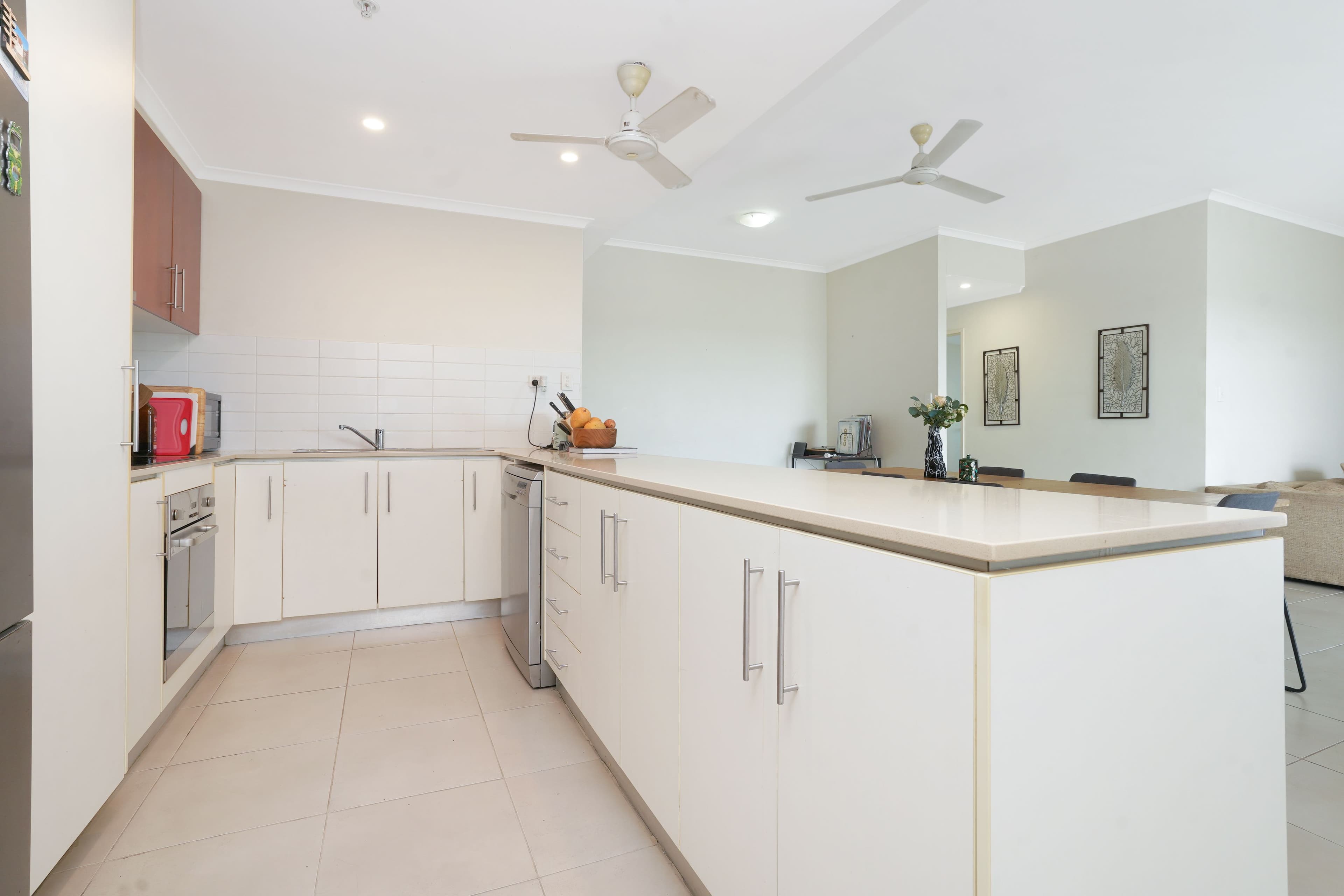 96 Woods Street, DARWIN CITY NT 0800, Darwin City - Thumbnail 5