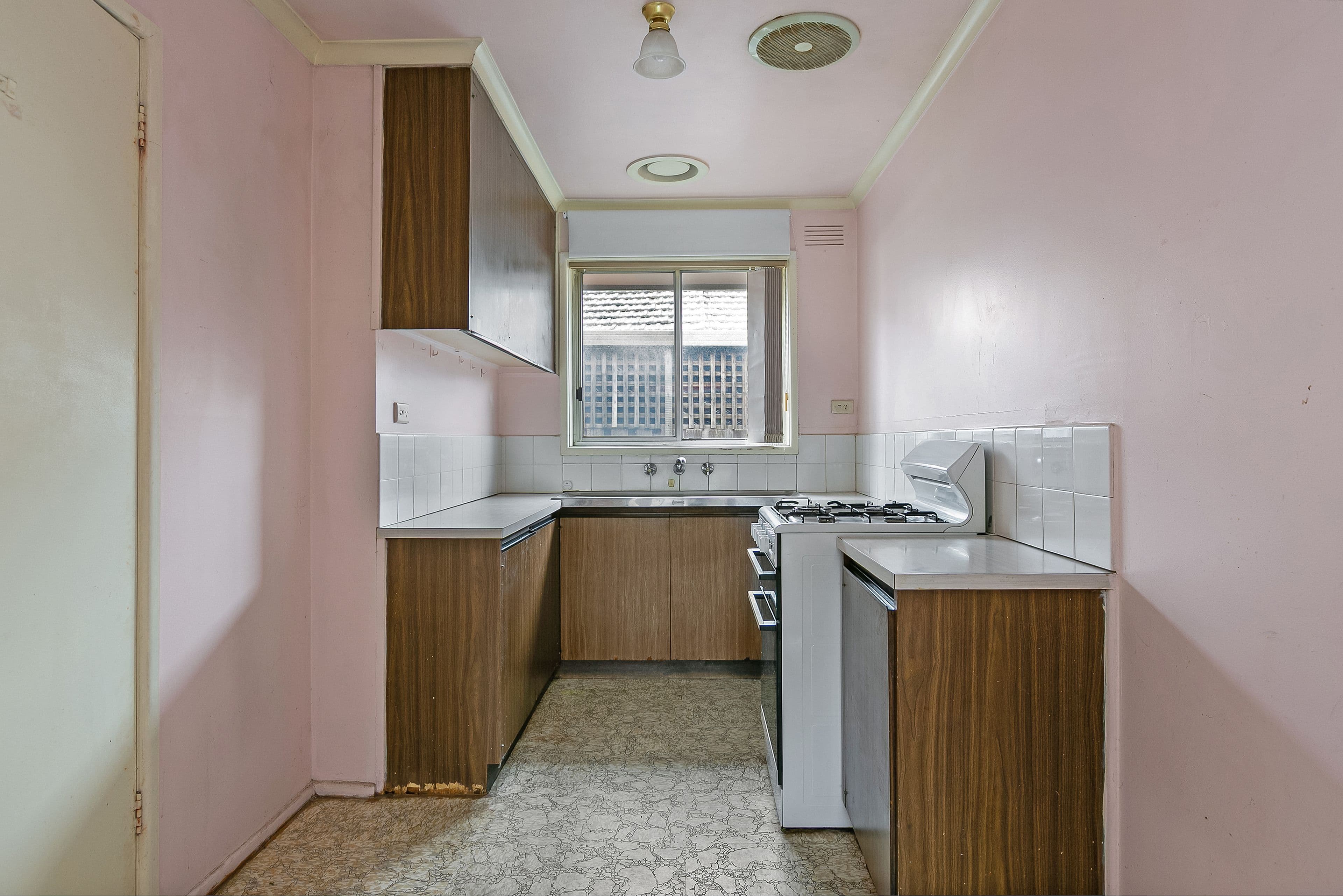 110 North Road, Reservoir VIC 3073, Reservoir - Thumbnail 4