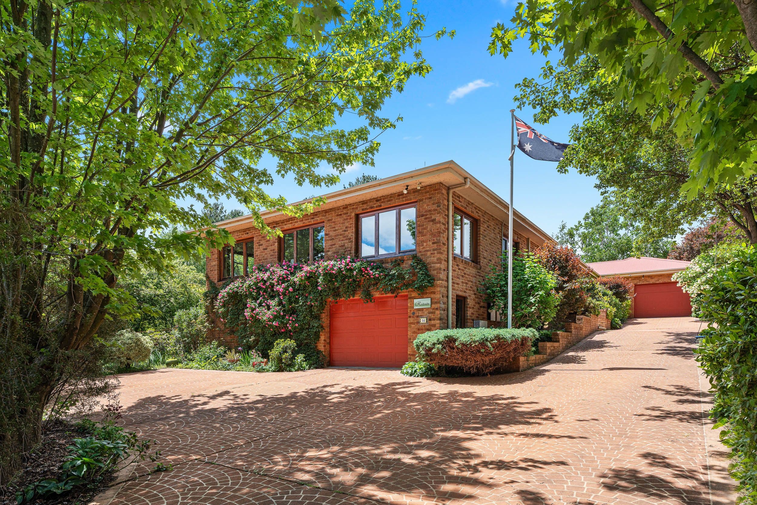 14 Barry Place, Crookwell NSW 2583, Crookwell - Thumbnail 2