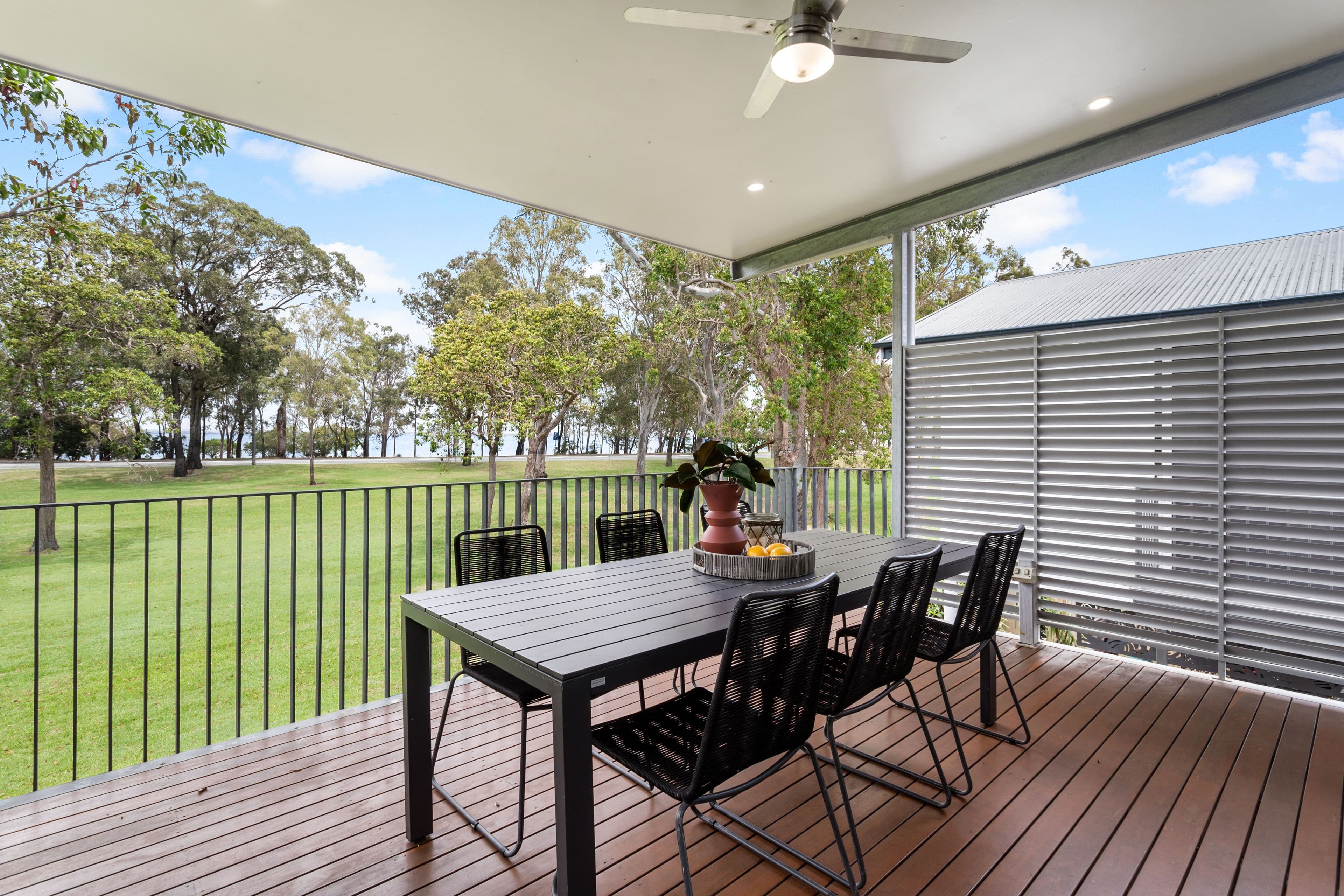 20 View Street, Woody Point QLD 4019, Woody Point - Thumbnail 3
