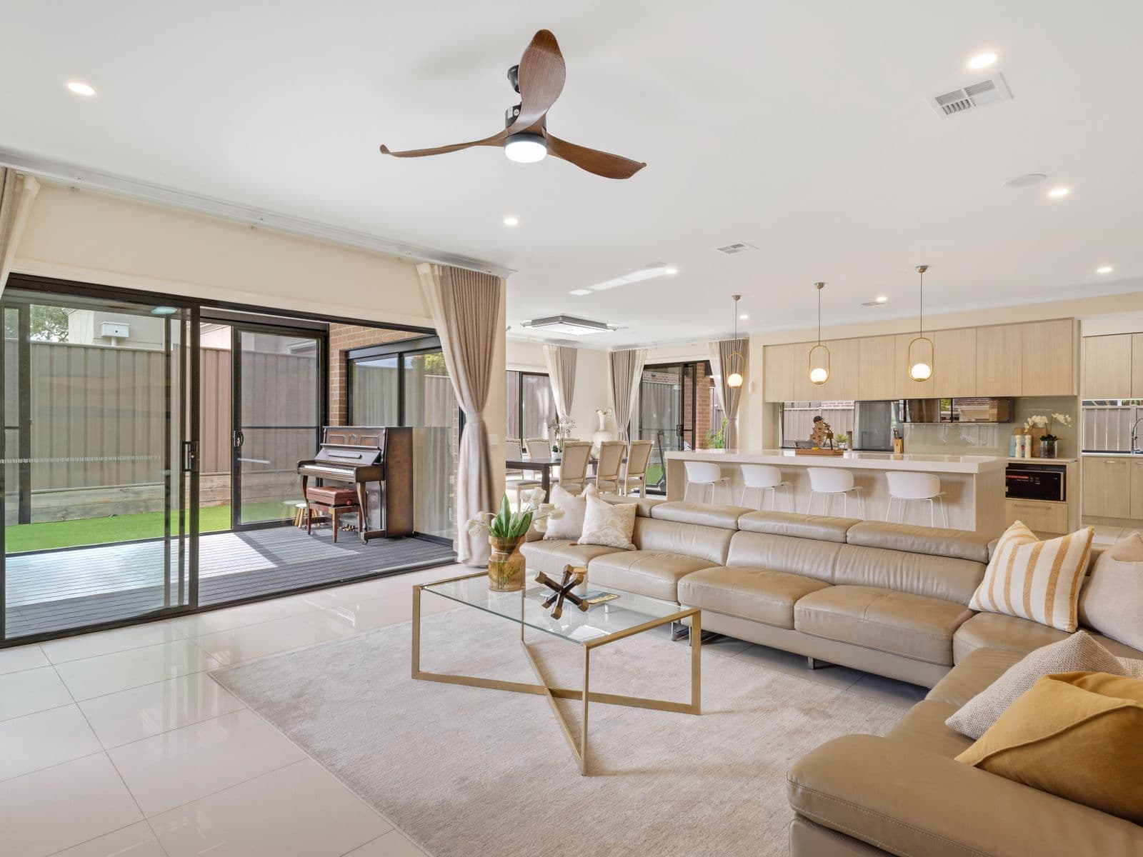 59 Jubilee Street, Mount Waverley - Thumbnail 2