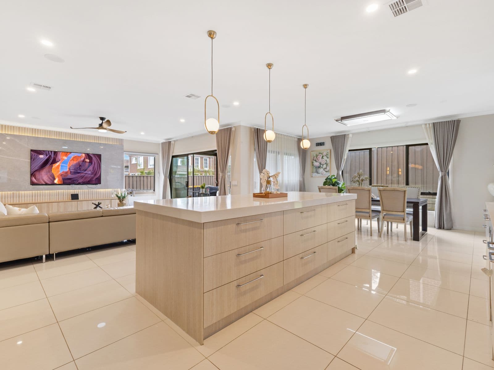 59 Jubilee Street, Mount Waverley - Thumbnail 4