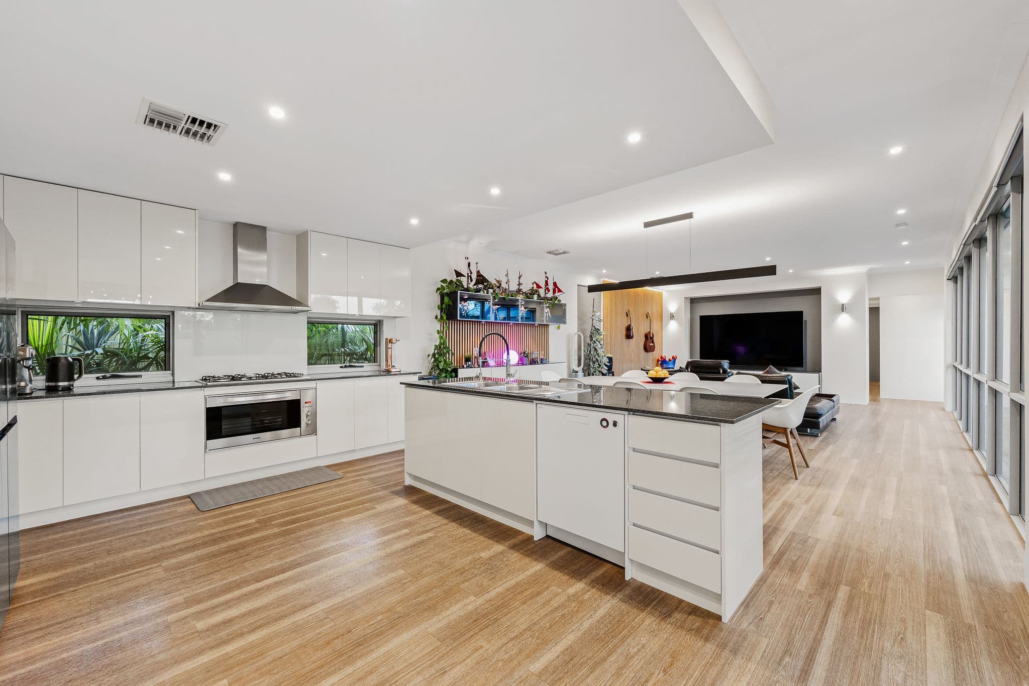 155B Kew Street, Kewdale WA 6105, Kewdale - Thumbnail 7