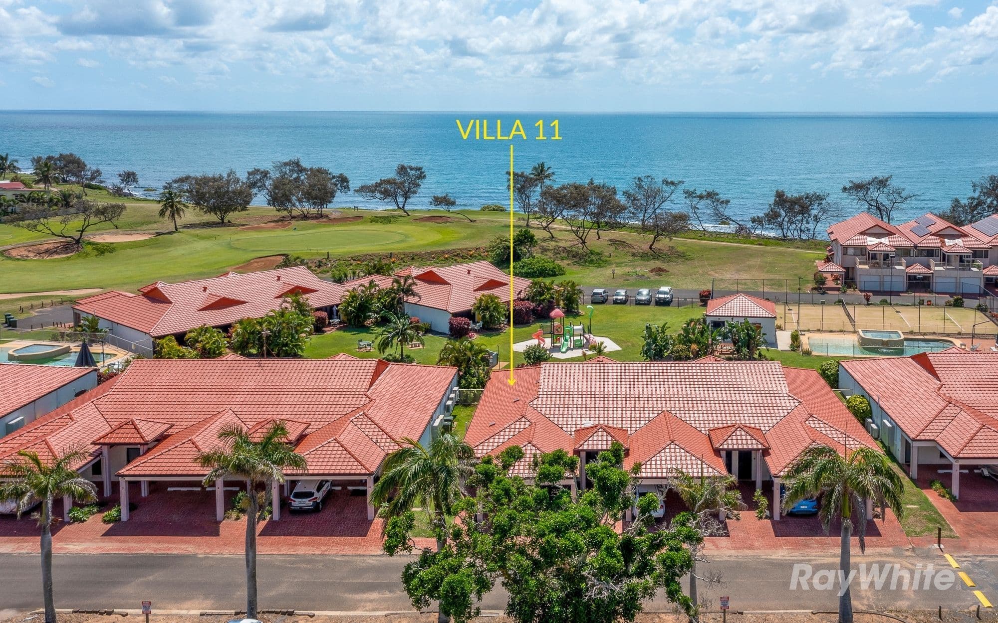 1 Pebble Beach Drive, Coral Cove QLD 4670, Coral Cove - Thumbnail 2