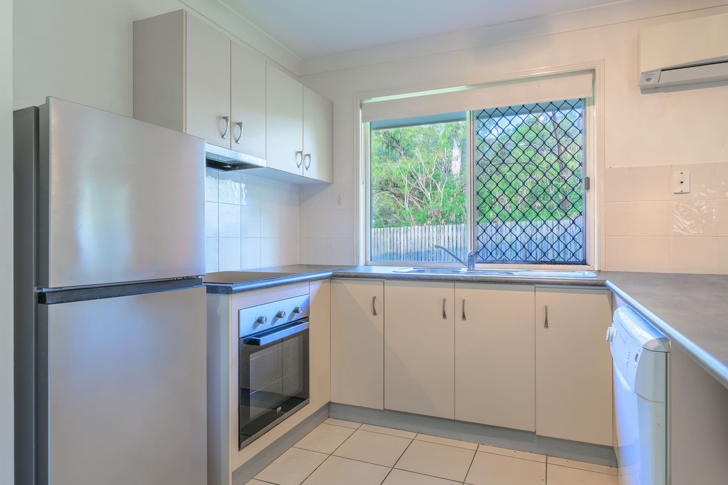 2 Parkview Court, Kin Kora QLD 4680, Kin Kora - Thumbnail 5
