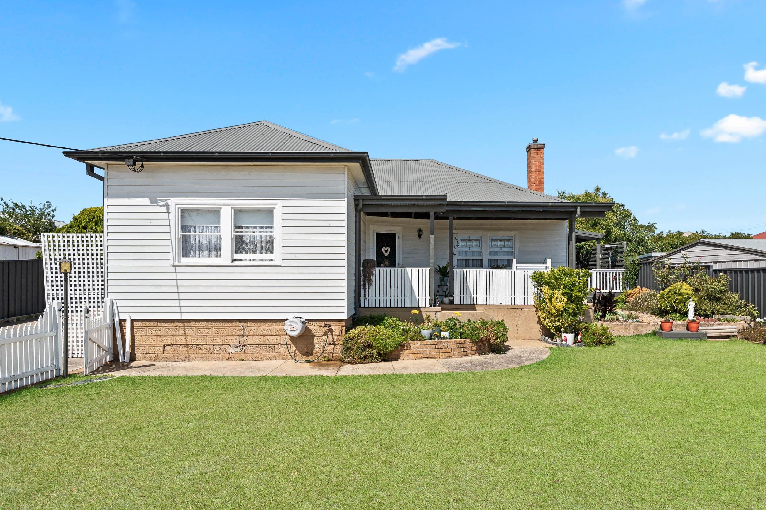 22 & 22a Elizabeth Street, Goulburn NSW 2580, Goulburn - Thumbnail 2