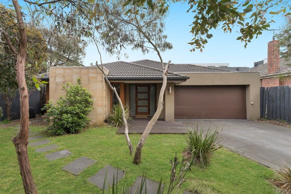 18 Barker Street, Cheltenham VIC 3192, Cheltenham - Thumbnail 2