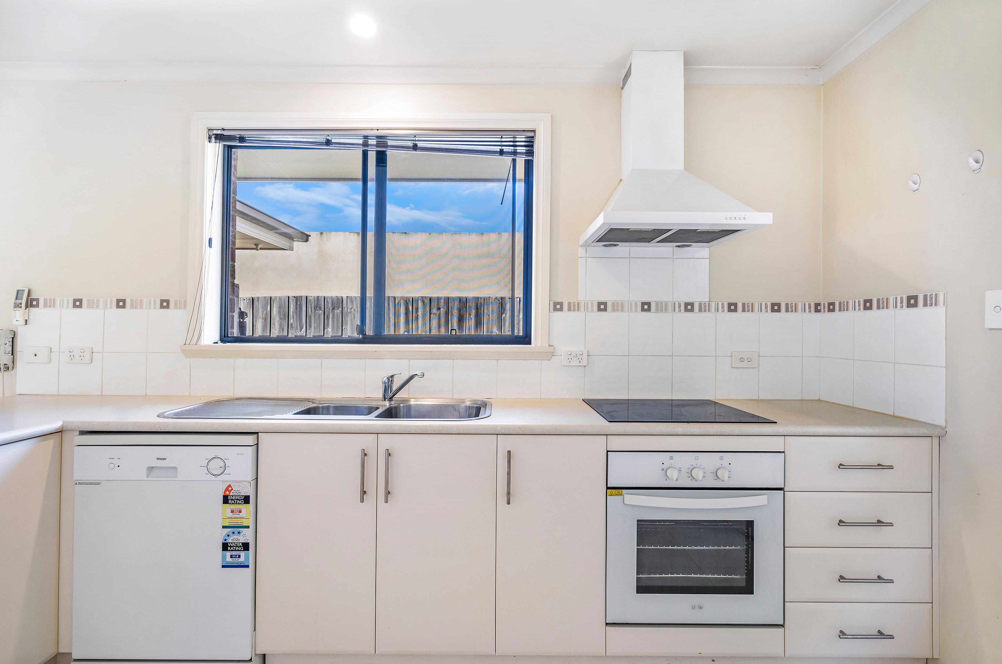 30 Joffre Street, Mowbray TAS 7248, Mowbray - Thumbnail 2
