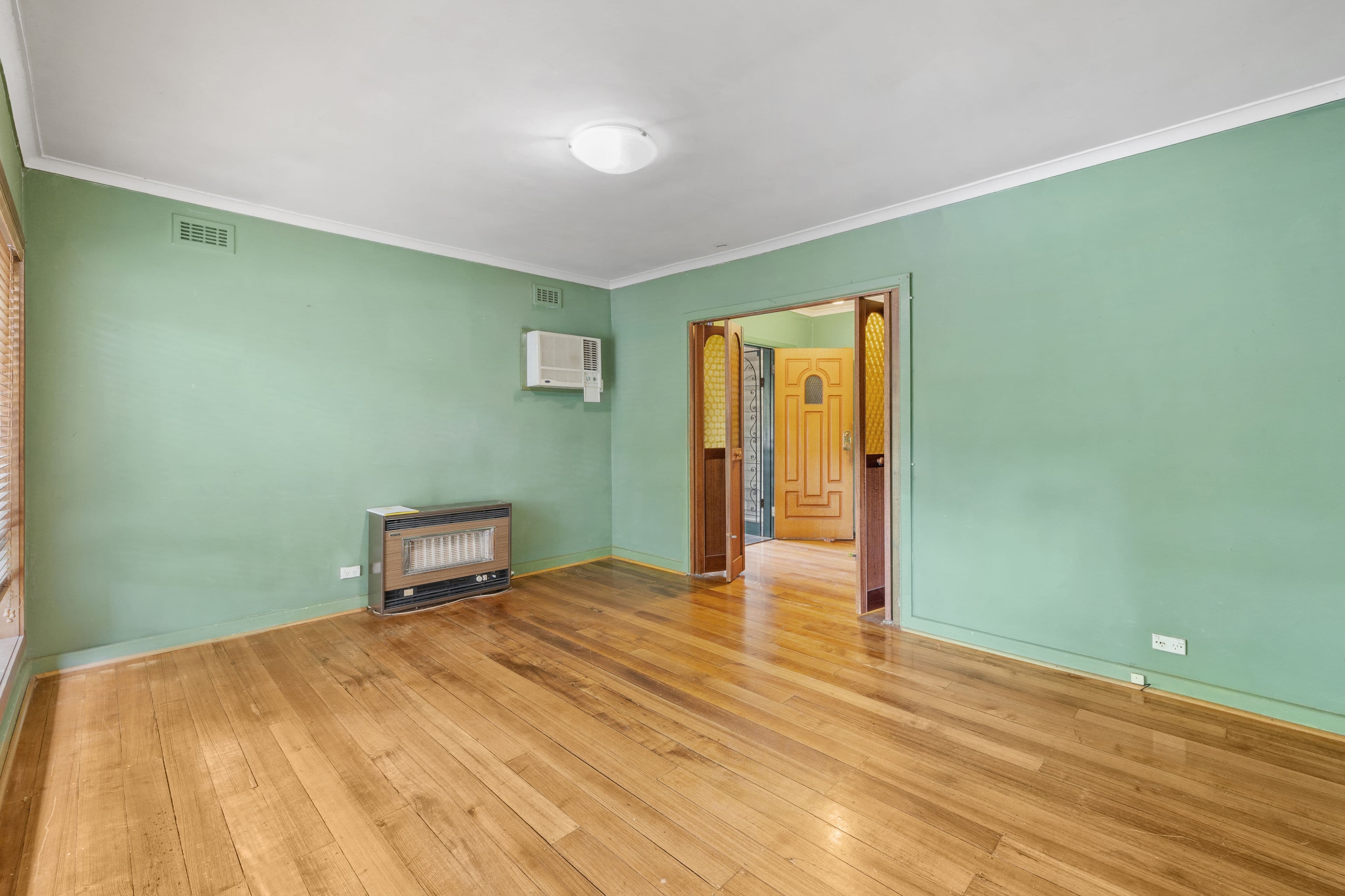 22 Lindsay Street, Macleod VIC 3085, Macleod - Thumbnail 2