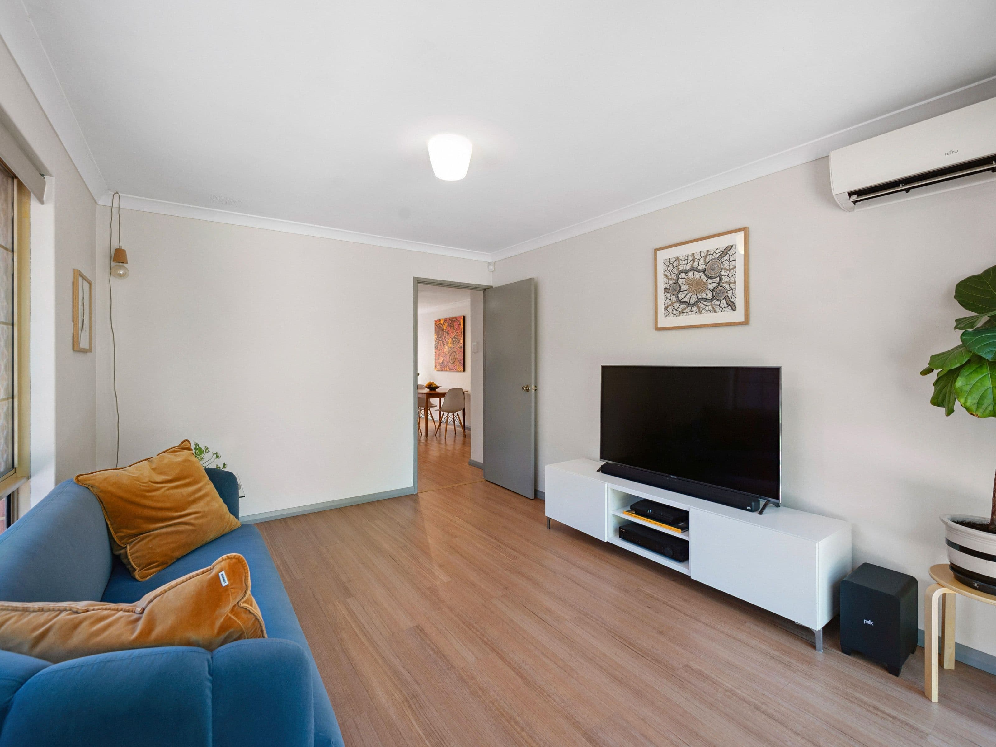 4 Mount Henry Road, Como WA 6152, Como - Thumbnail 3