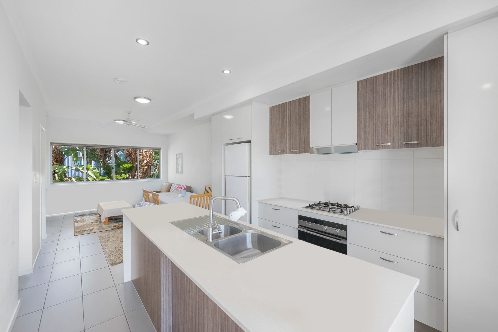 100 Glenlyon Street, Gladstone Central QLD 4680, Gladstone Central - Thumbnail 4