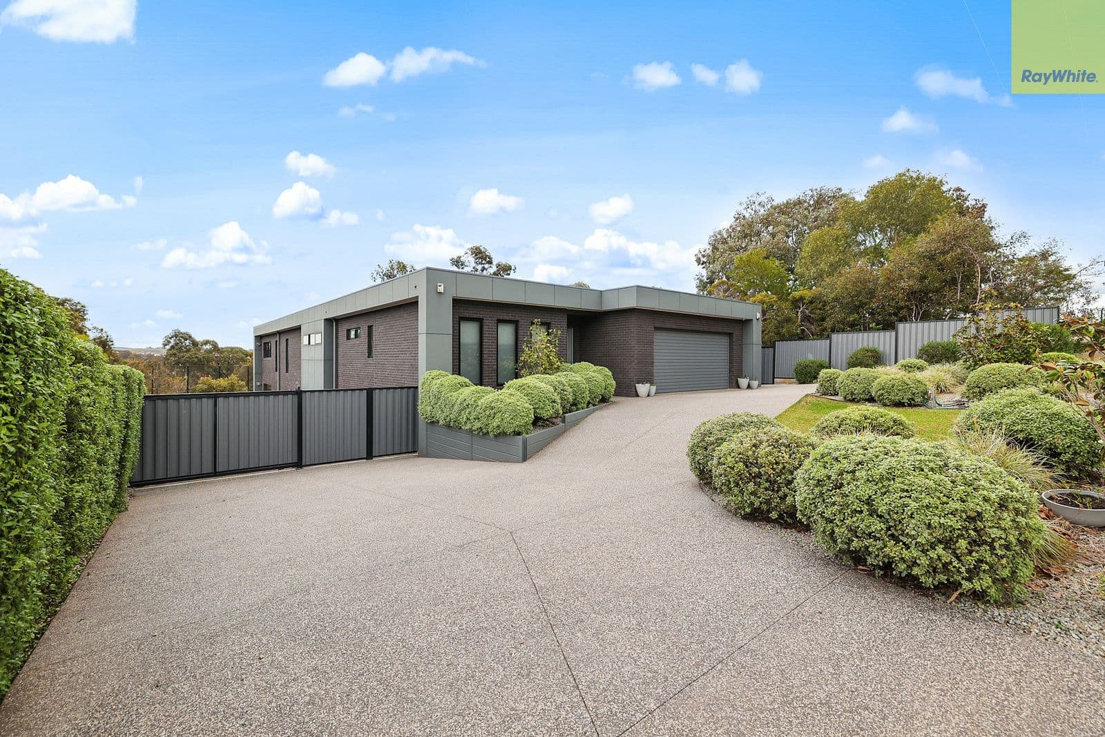 18 Links Road, Darley - Thumbnail 5