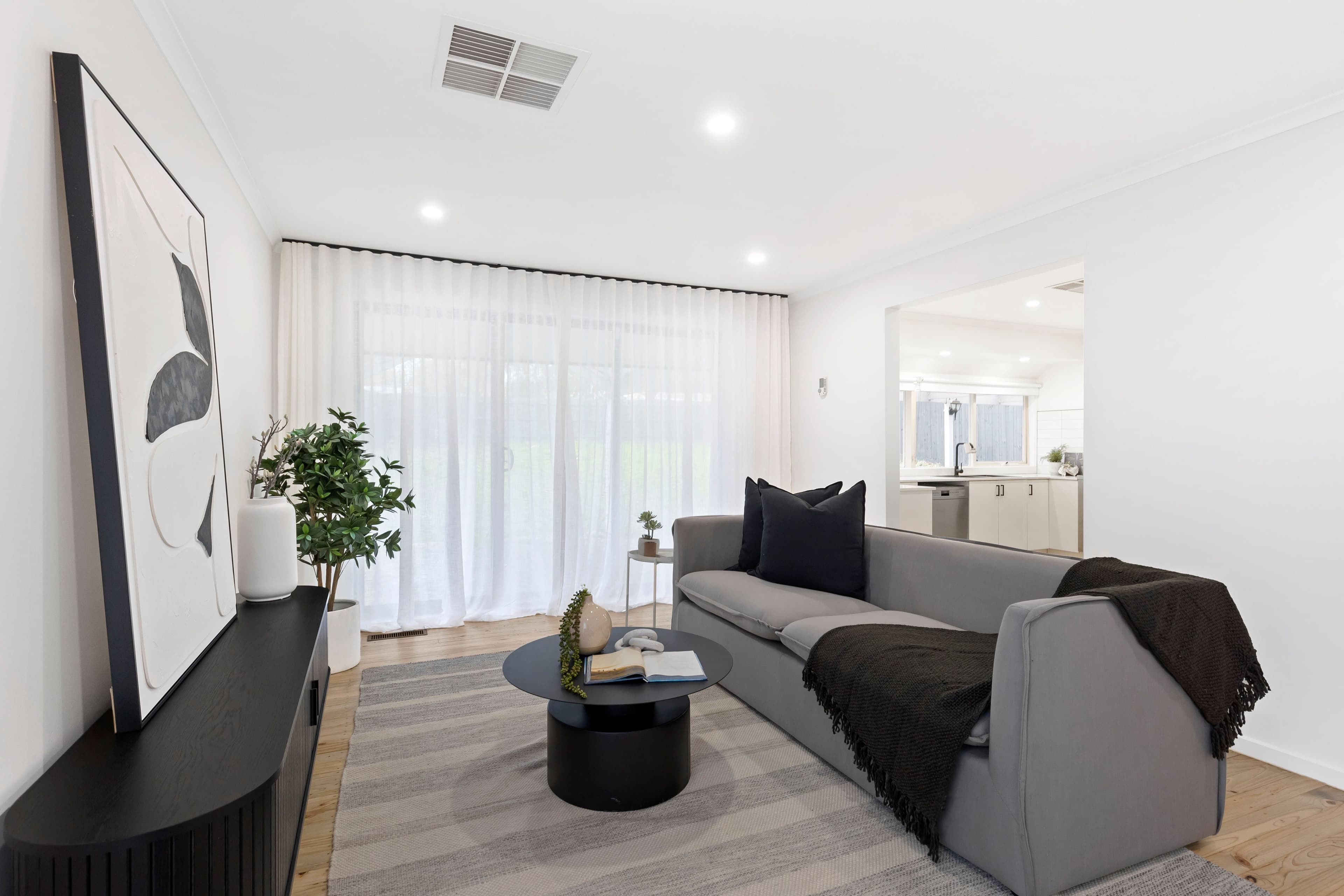 231 Elizabeth Drive, Sunbury VIC 3429, Sunbury - Thumbnail 6