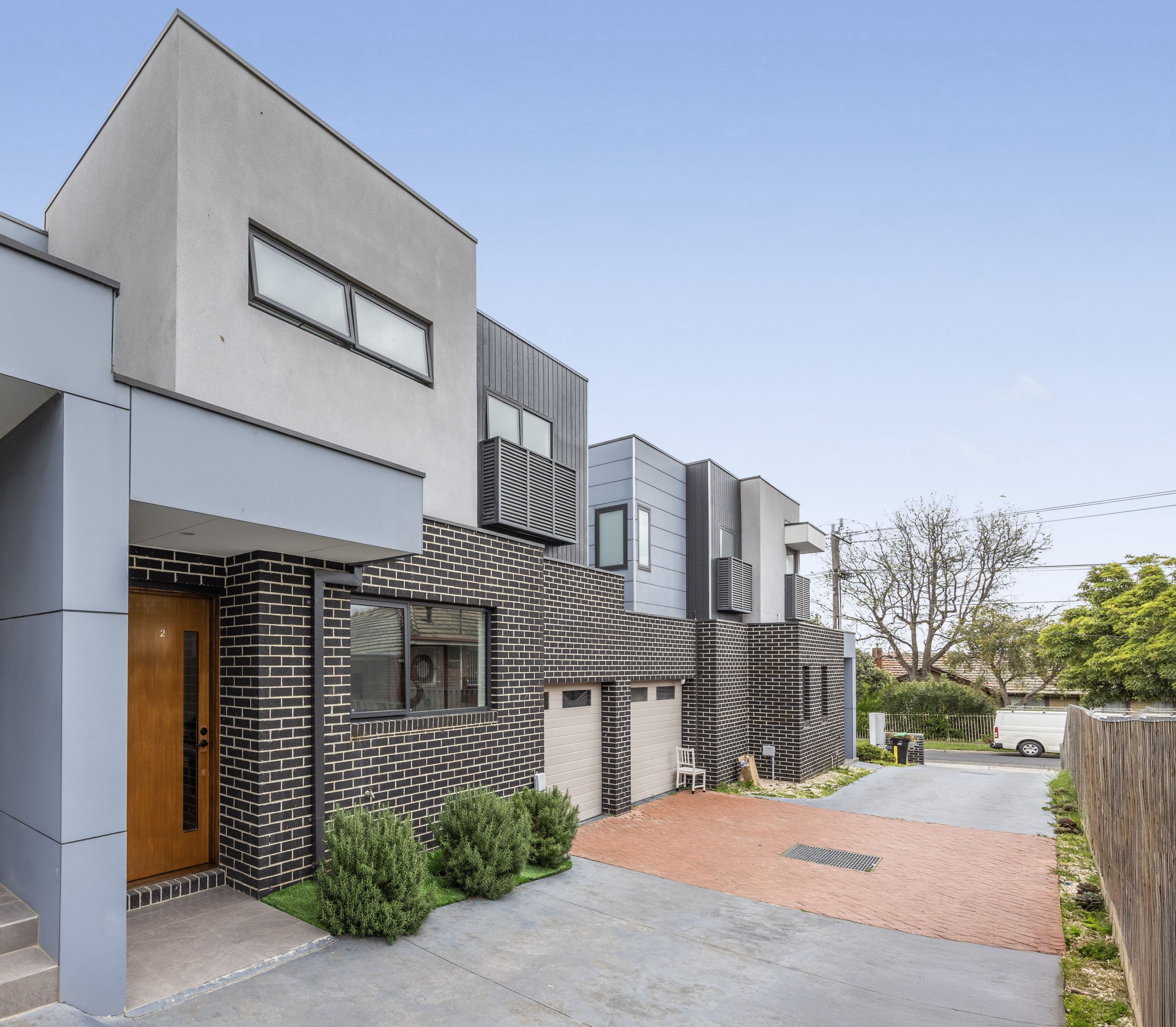 3 Loddon Avenue, Reservoir VIC 3073, Reservoir - Thumbnail 3