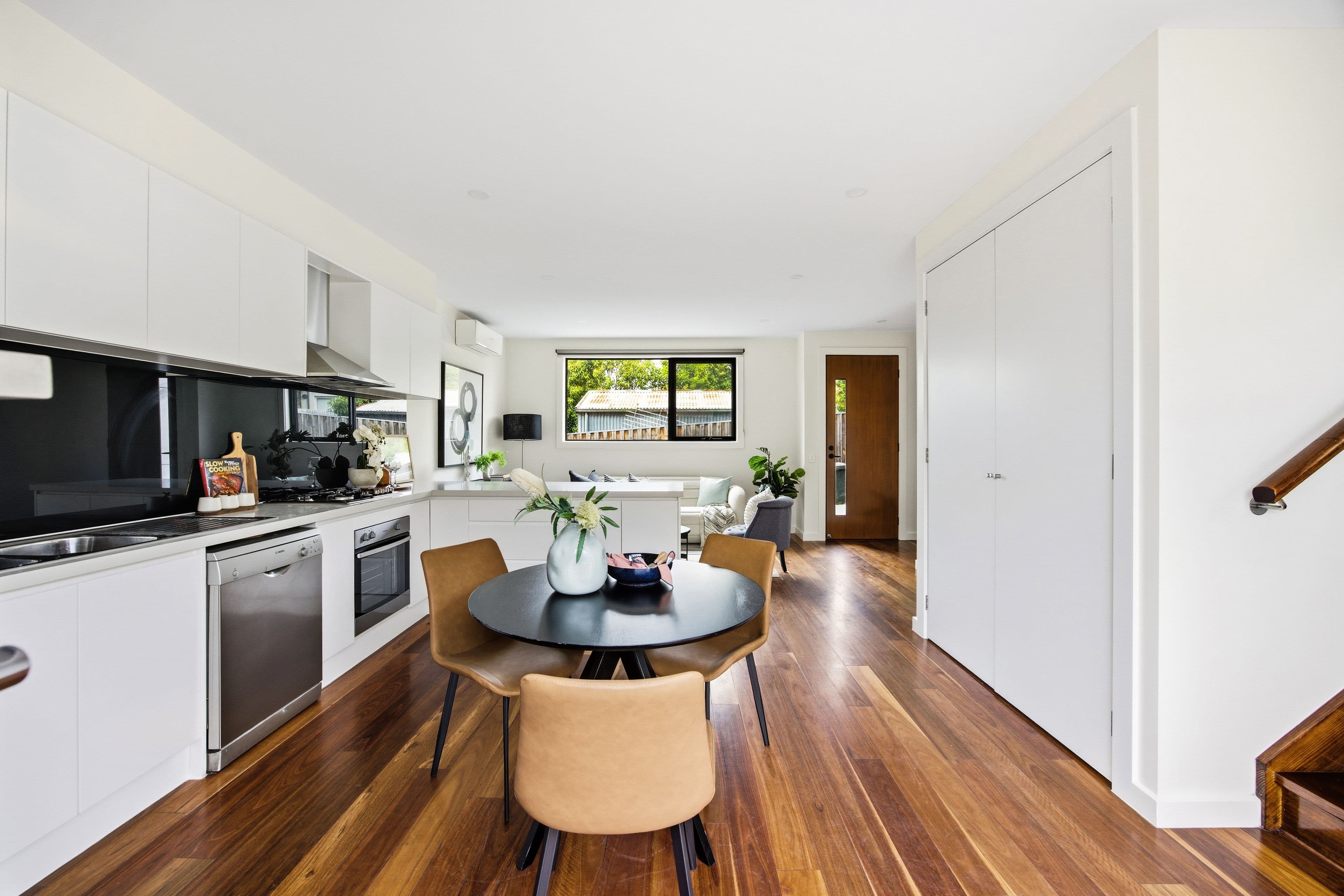 3 Loddon Avenue, Reservoir VIC 3073, Reservoir - Thumbnail 5