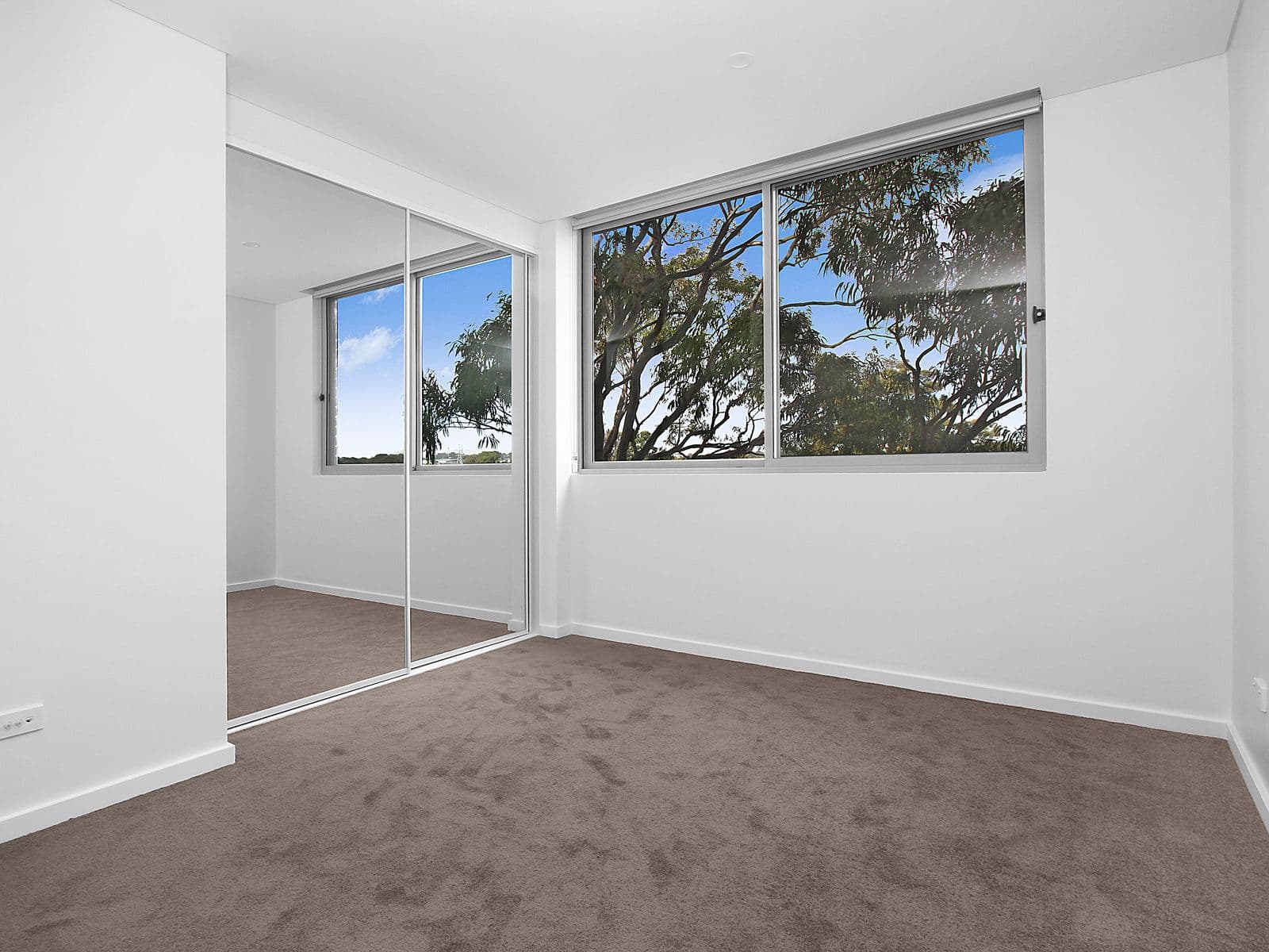 13 Weyland Street, Punchbowl - Thumbnail 5