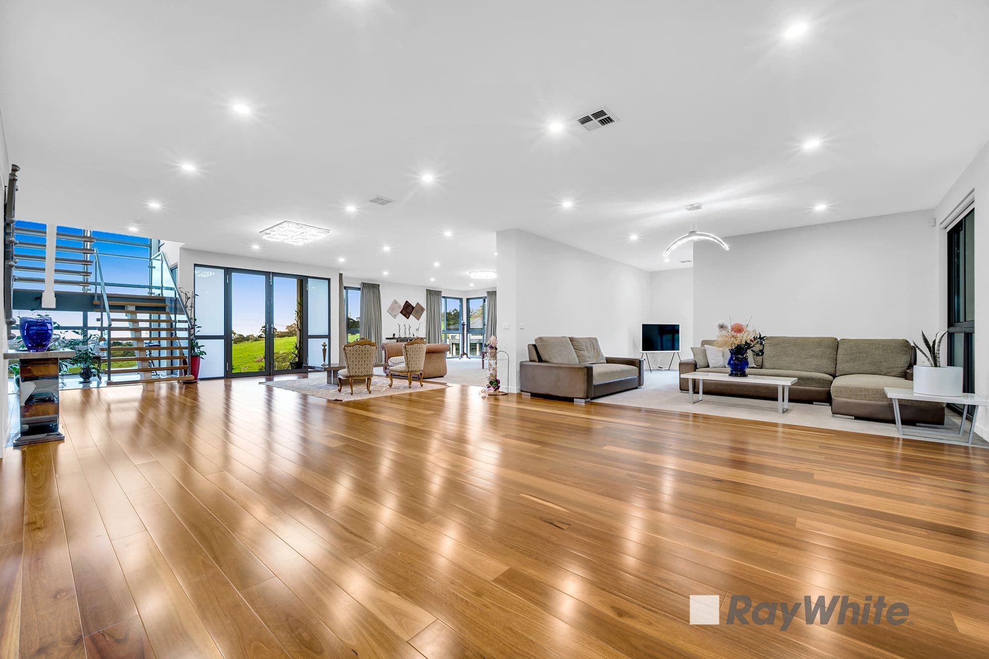17-19 Peak Drive, Harkaway VIC 3806, Harkaway - Thumbnail 5