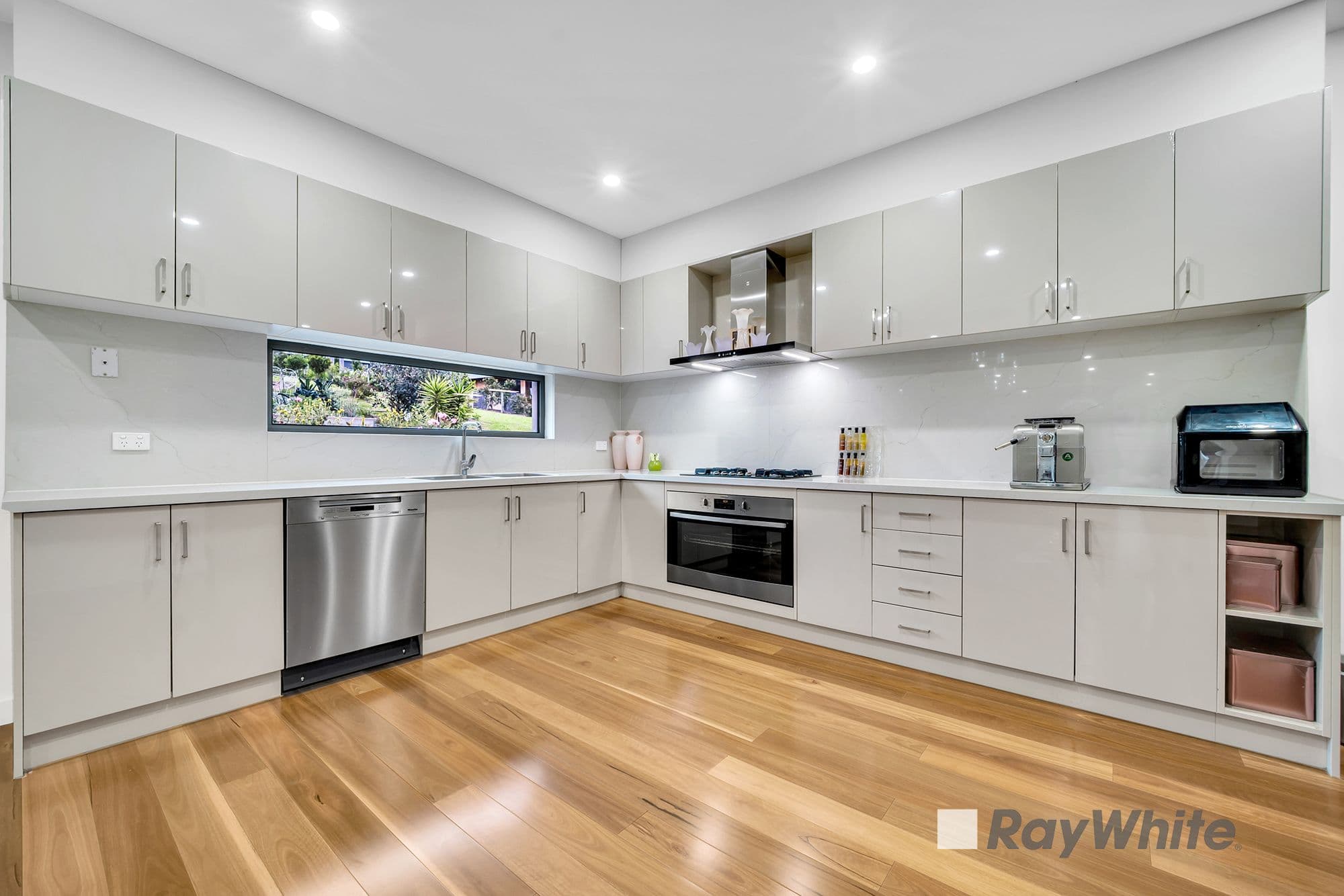 17-19 Peak Drive, Harkaway VIC 3806, Harkaway - Thumbnail 7