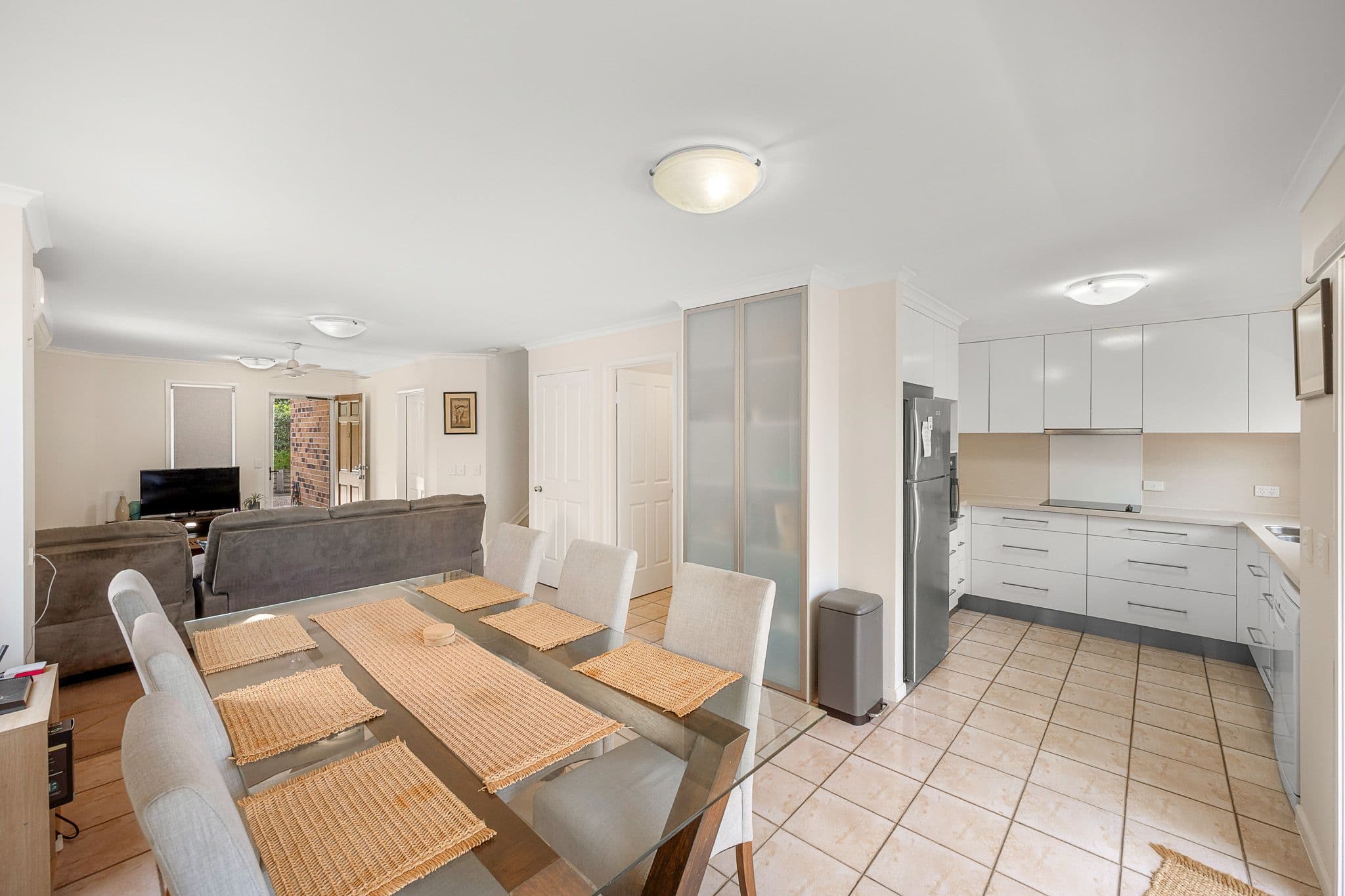 13 Yarroon Street, Gladstone Central QLD 4680, Gladstone Central - Thumbnail 7