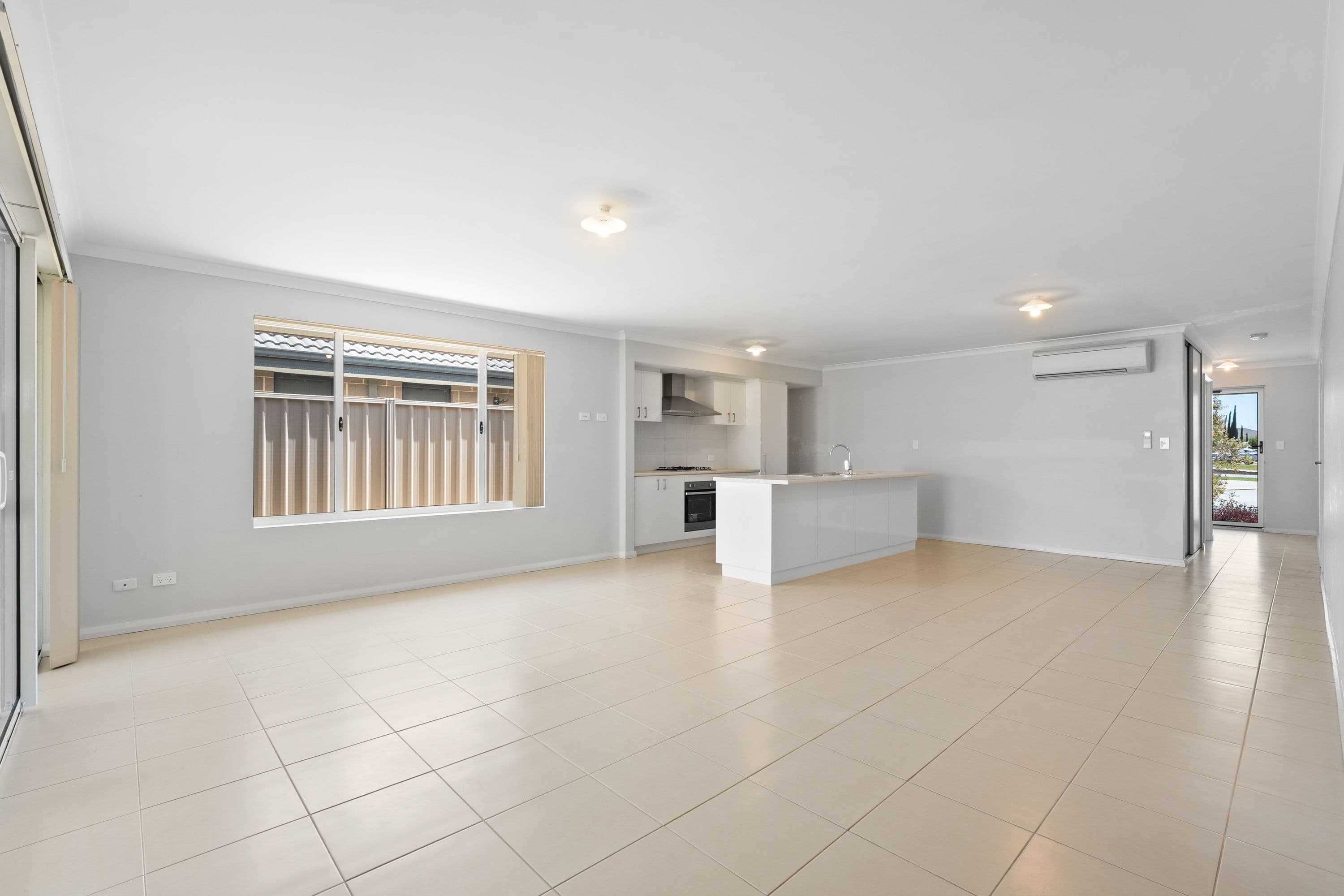 26 Redwood Avenue, Karnup WA 6176, Karnup - Thumbnail 4