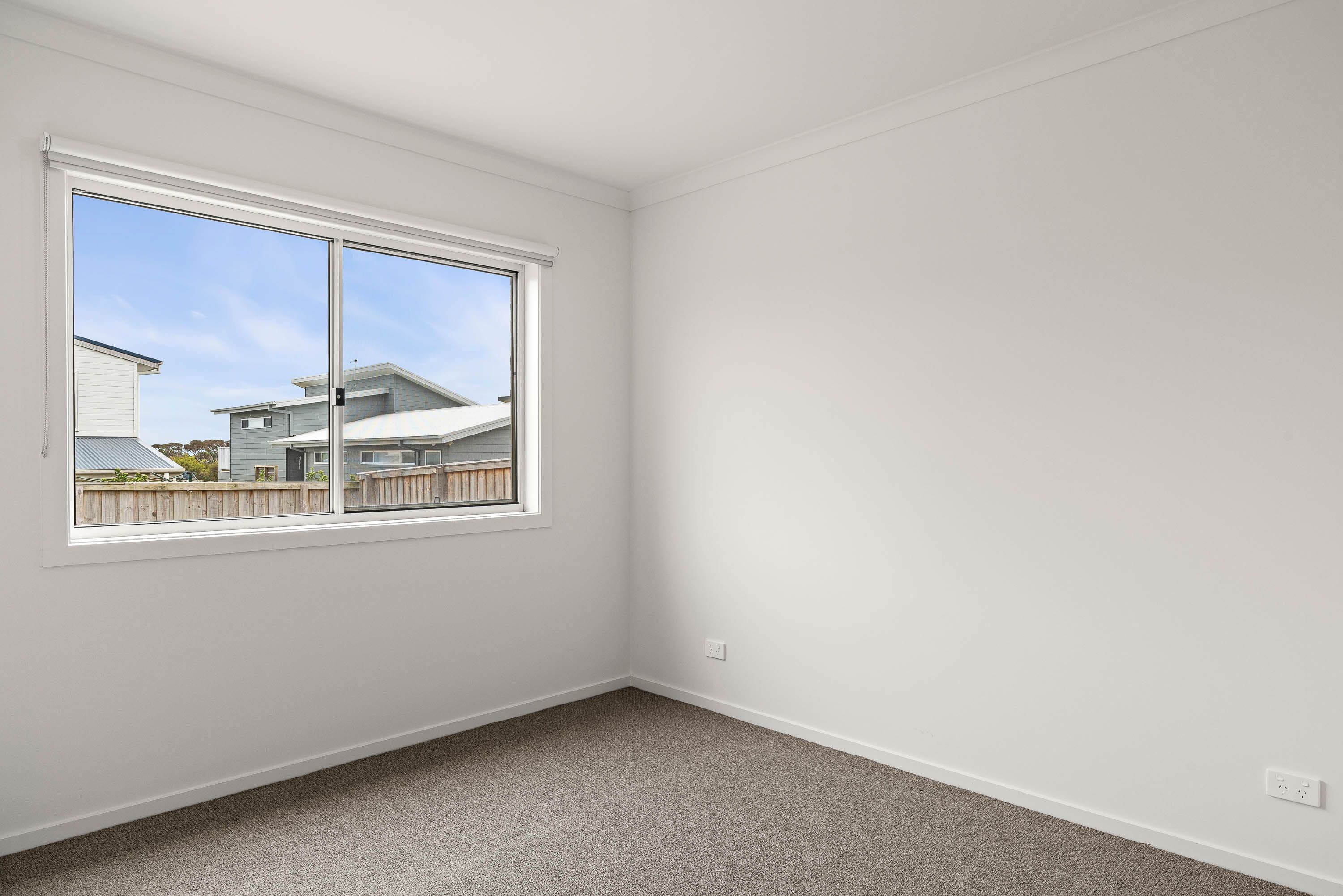 16 Abingdon Avenue, Cowes VIC 3922, Cowes - Thumbnail 8