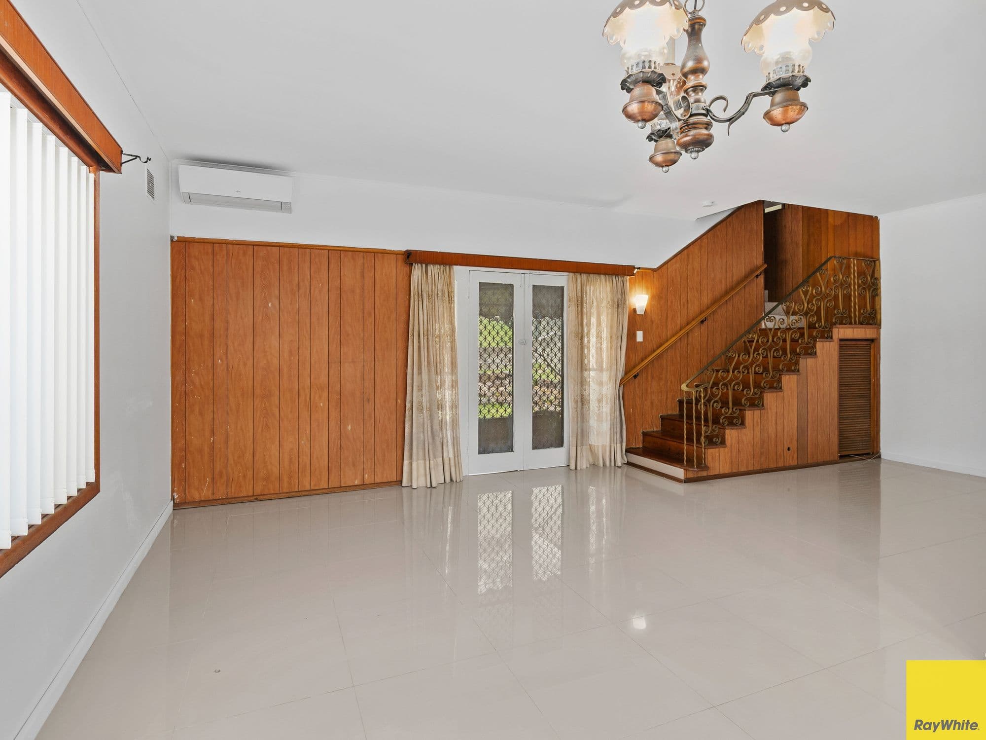 64 Robertson Street, Coniston NSW 2500, Coniston - Thumbnail 2