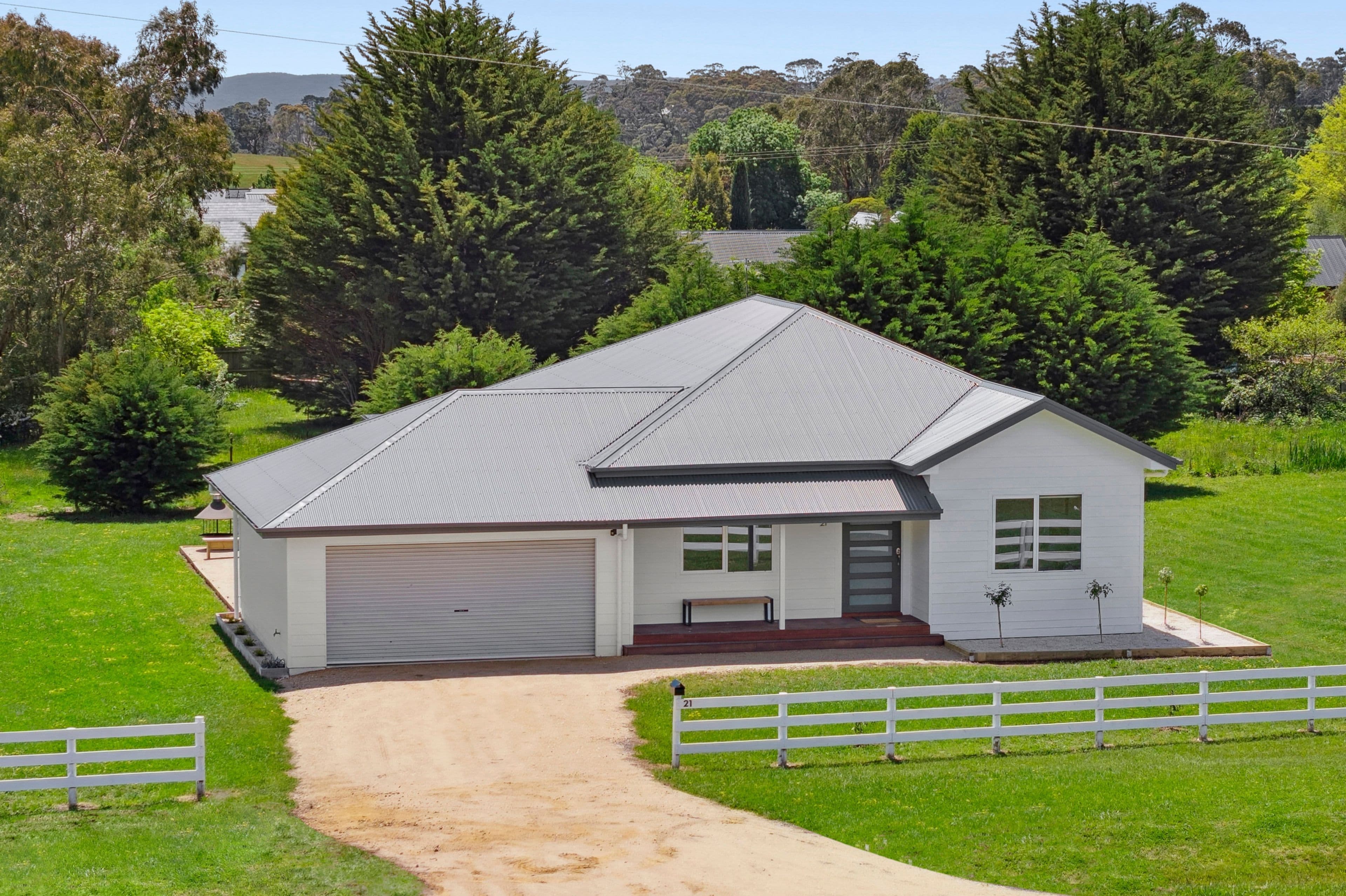 21 Molesworth Street, Glenlyon VIC 3461, Glenlyon - Thumbnail 2