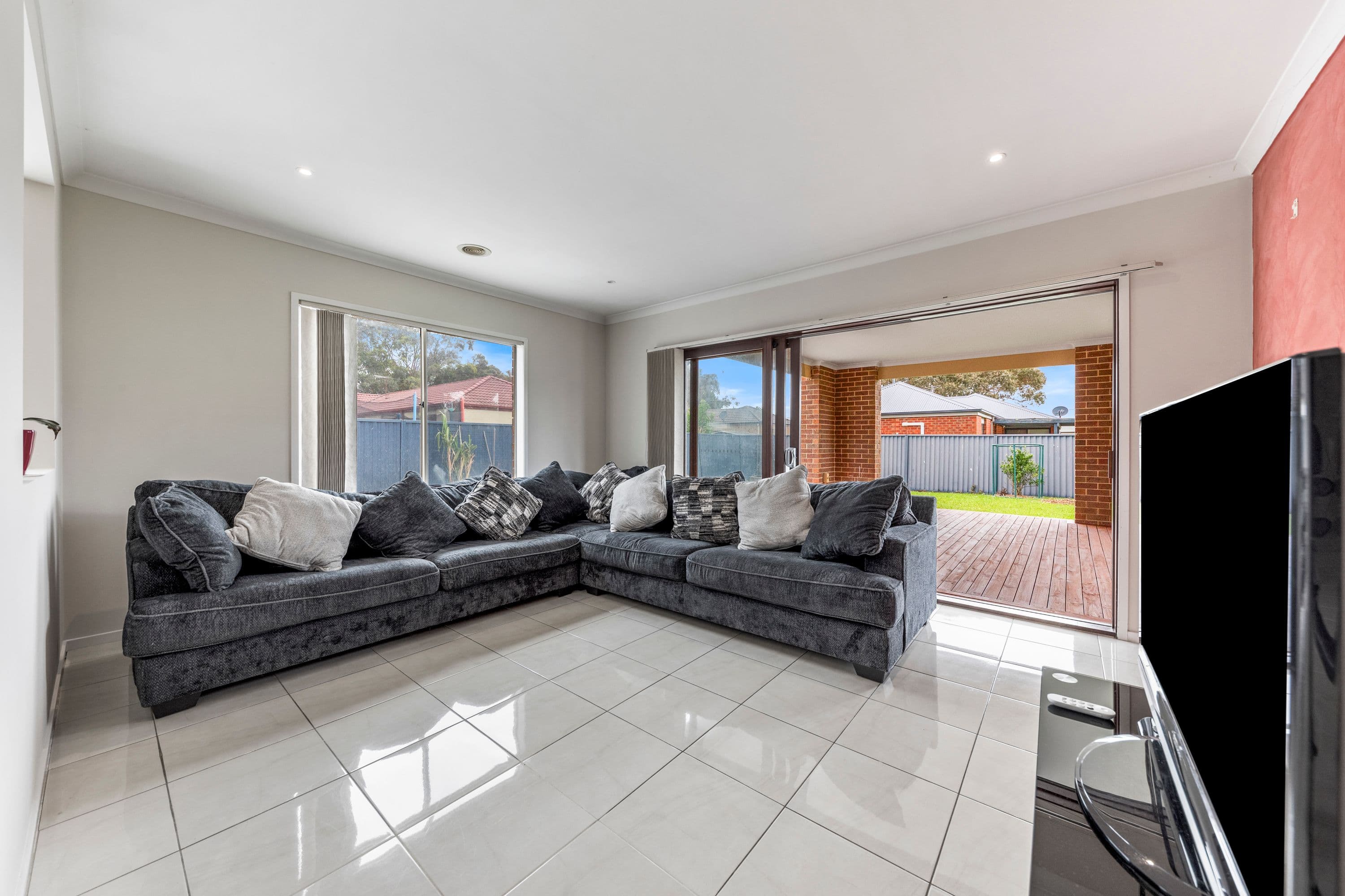 9 Birch Court, Pakenham VIC 3810, Pakenham - Thumbnail 8