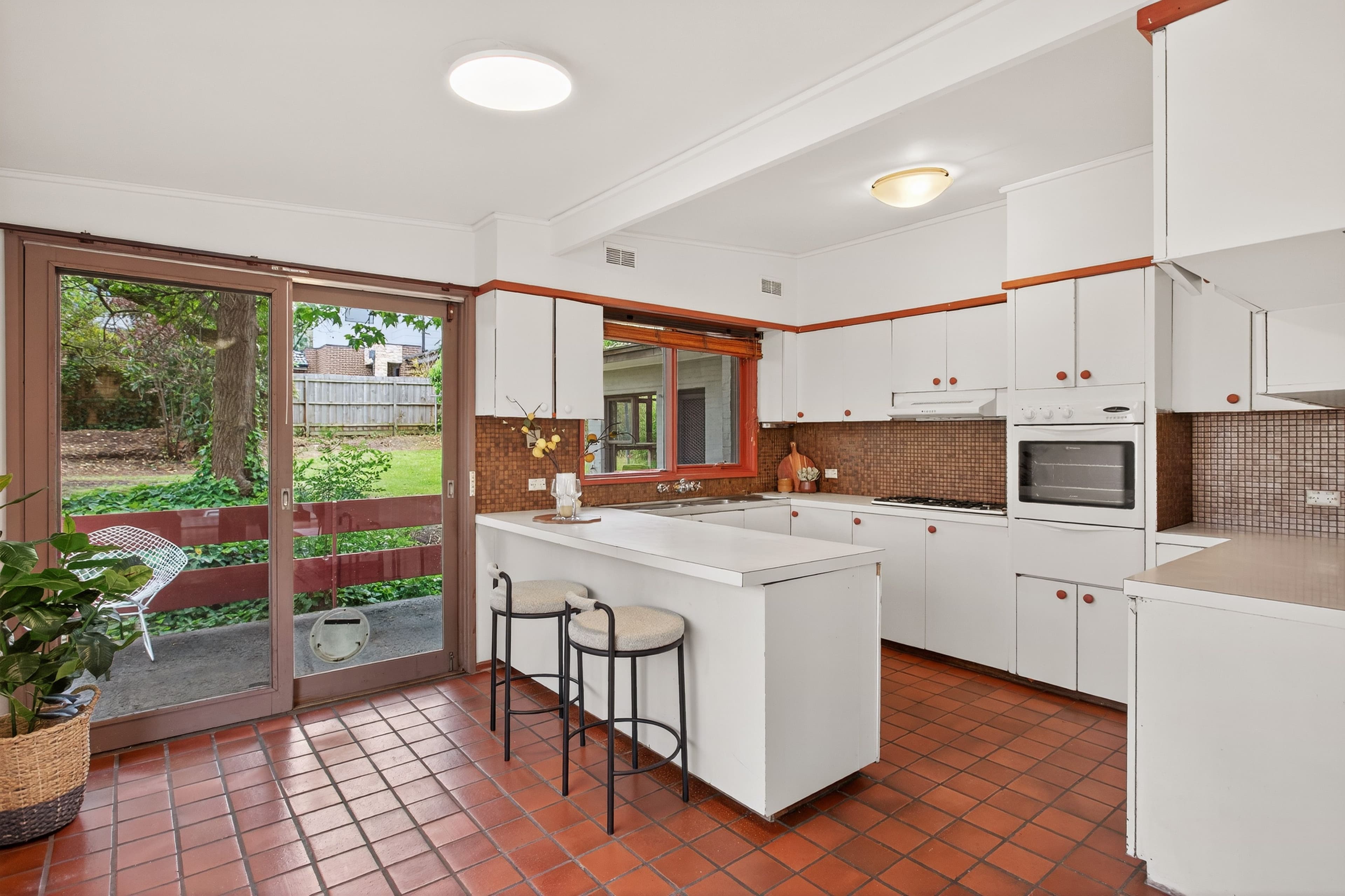 5 Leonard Street, Burwood VIC 3125, Burwood - Thumbnail 2